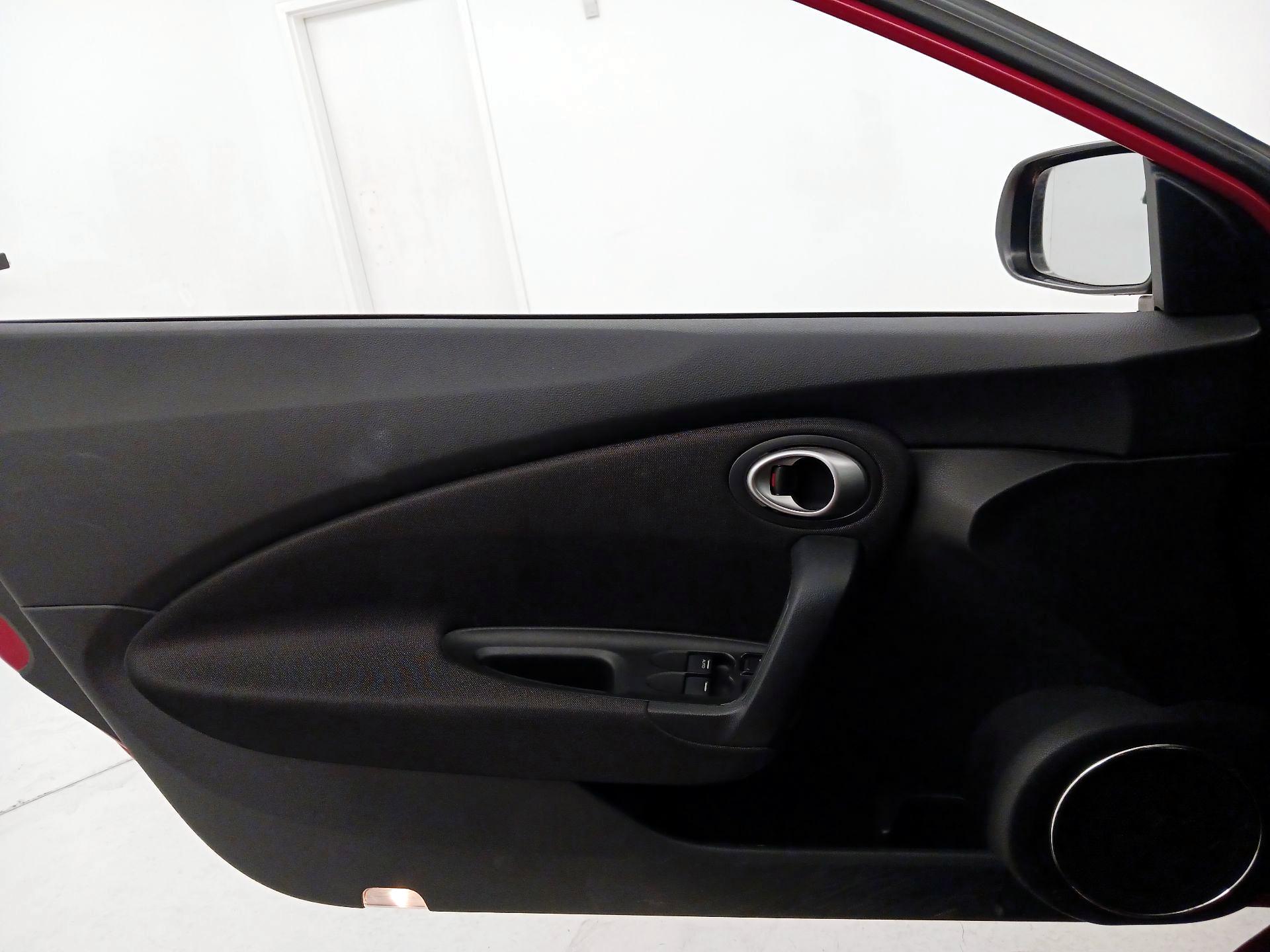 Thumbnail: 2015 Honda CR-Z - 12