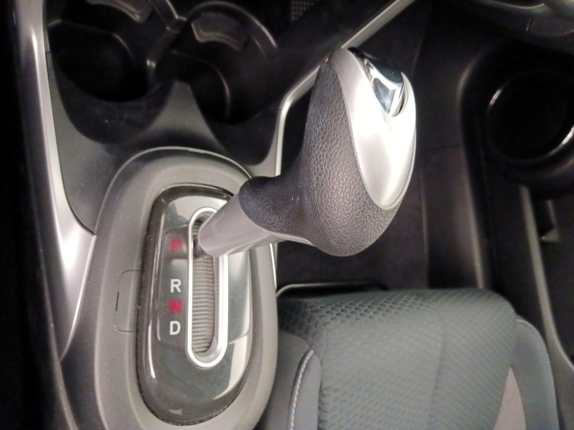 Thumbnail: 2015 Honda CR-Z - 16