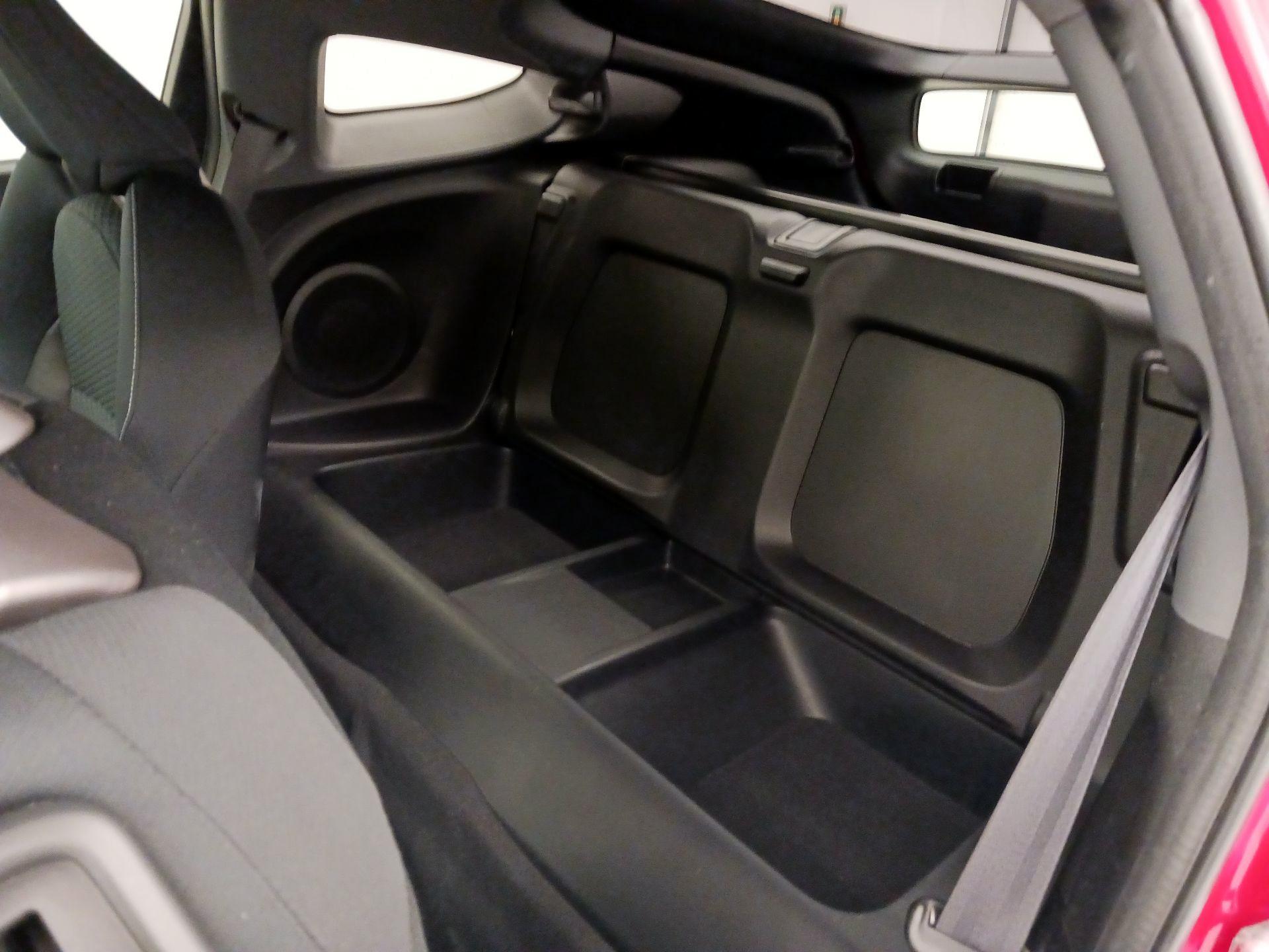 Thumbnail: 2015 Honda CR-Z - 18