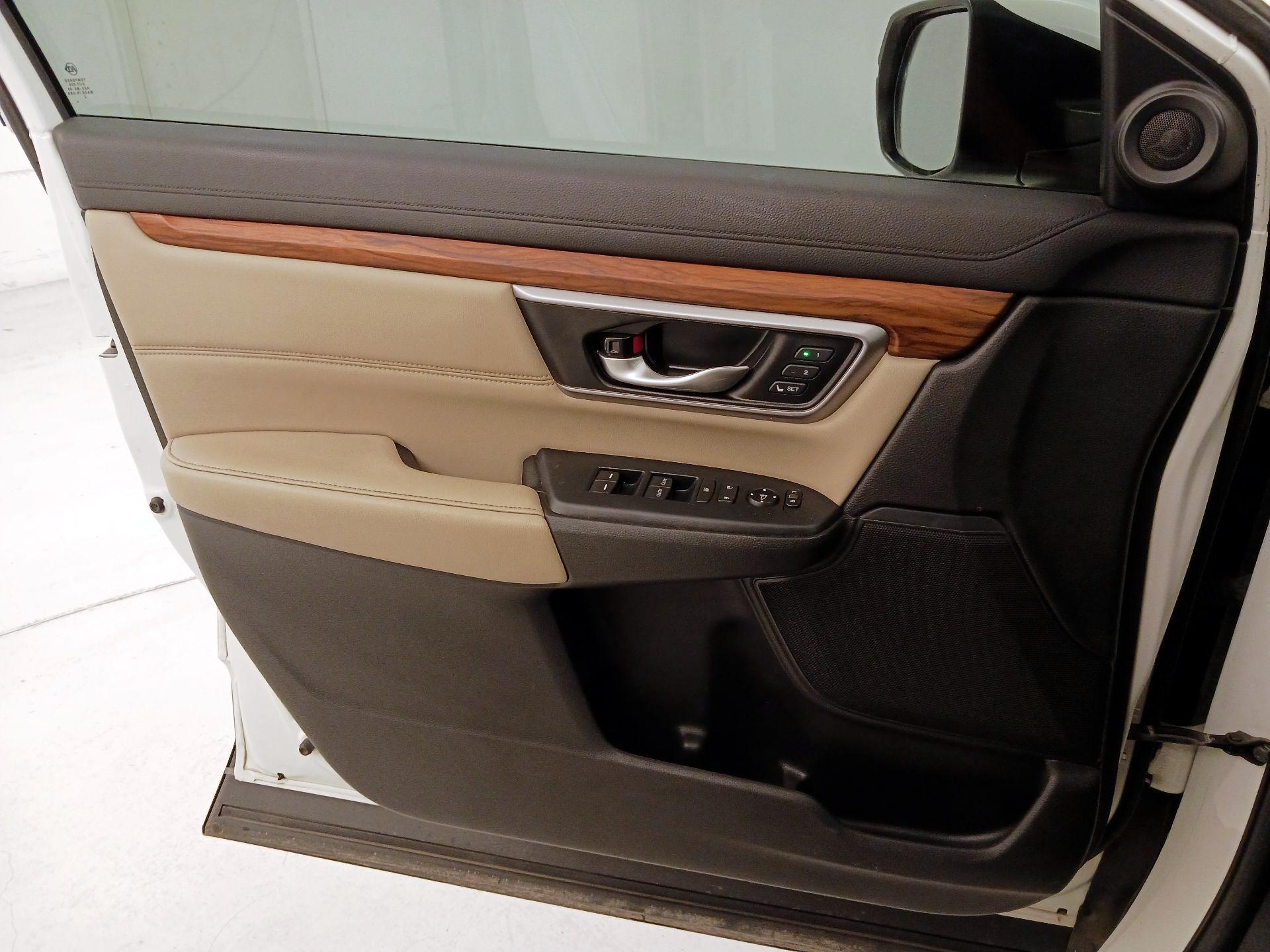 Thumbnail: 2018 Honda CR-V - 12