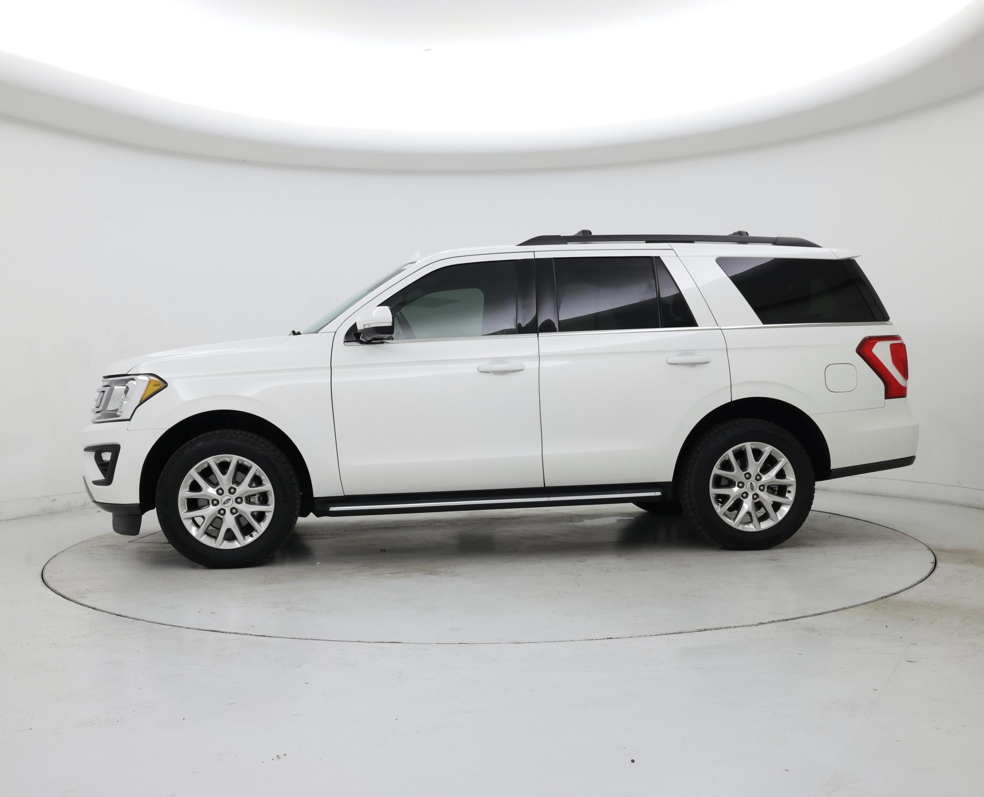 Thumbnail: 2021 Ford Expedition - 3