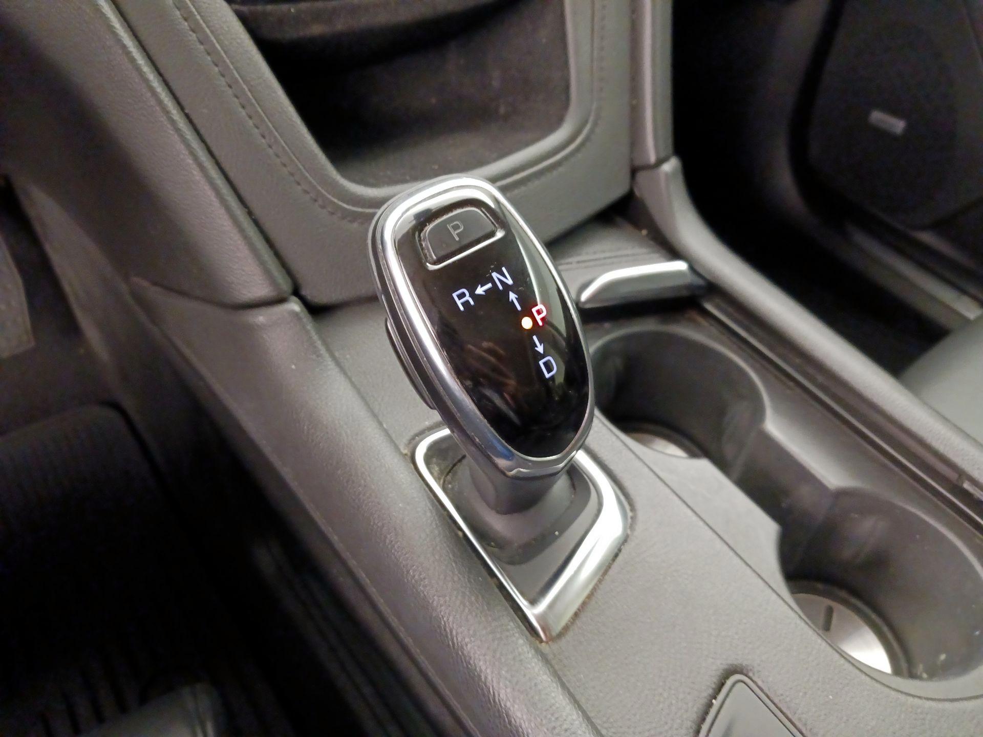 Thumbnail: 2017 Cadillac XT5 - 18