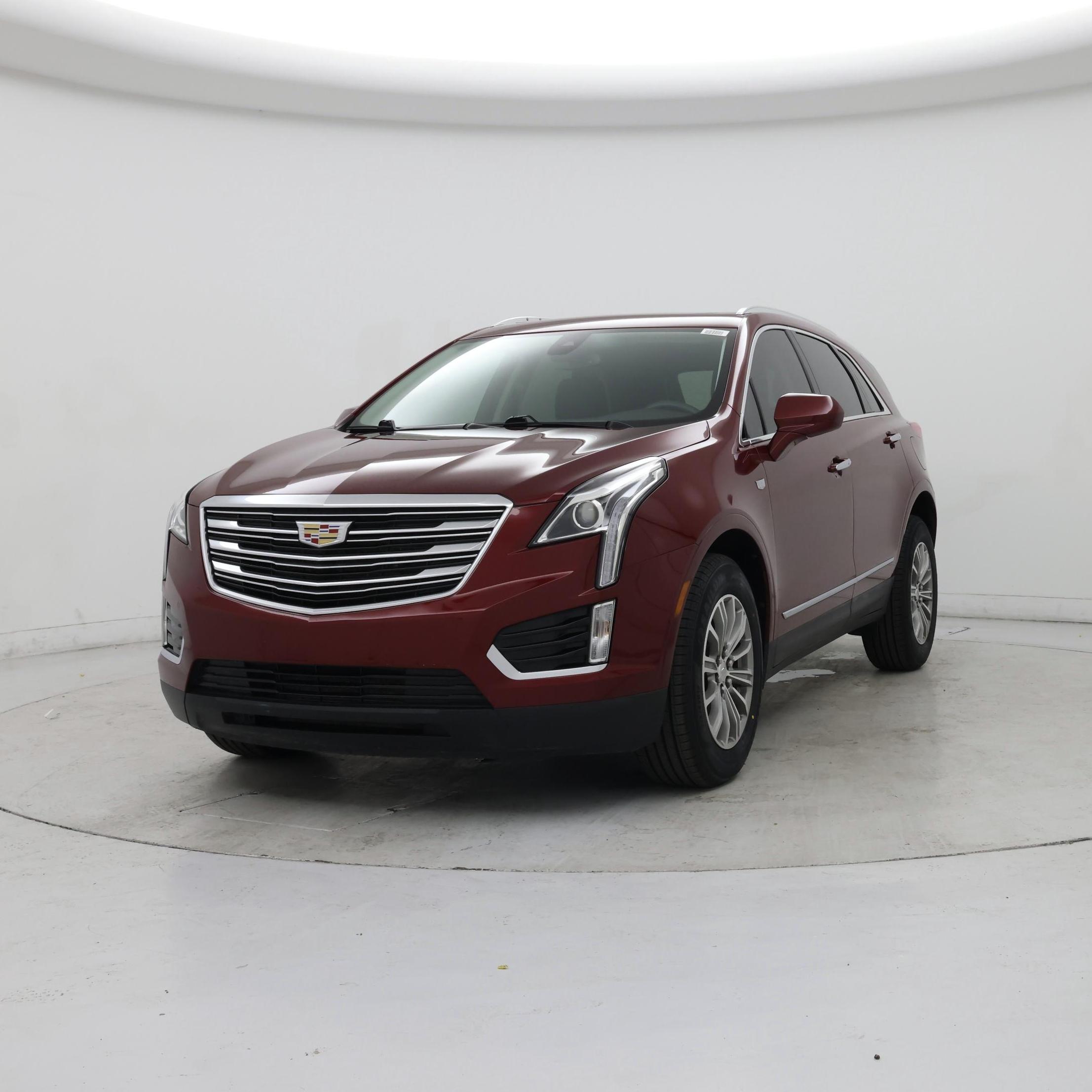 Thumbnail: 2017 Cadillac XT5 - 4