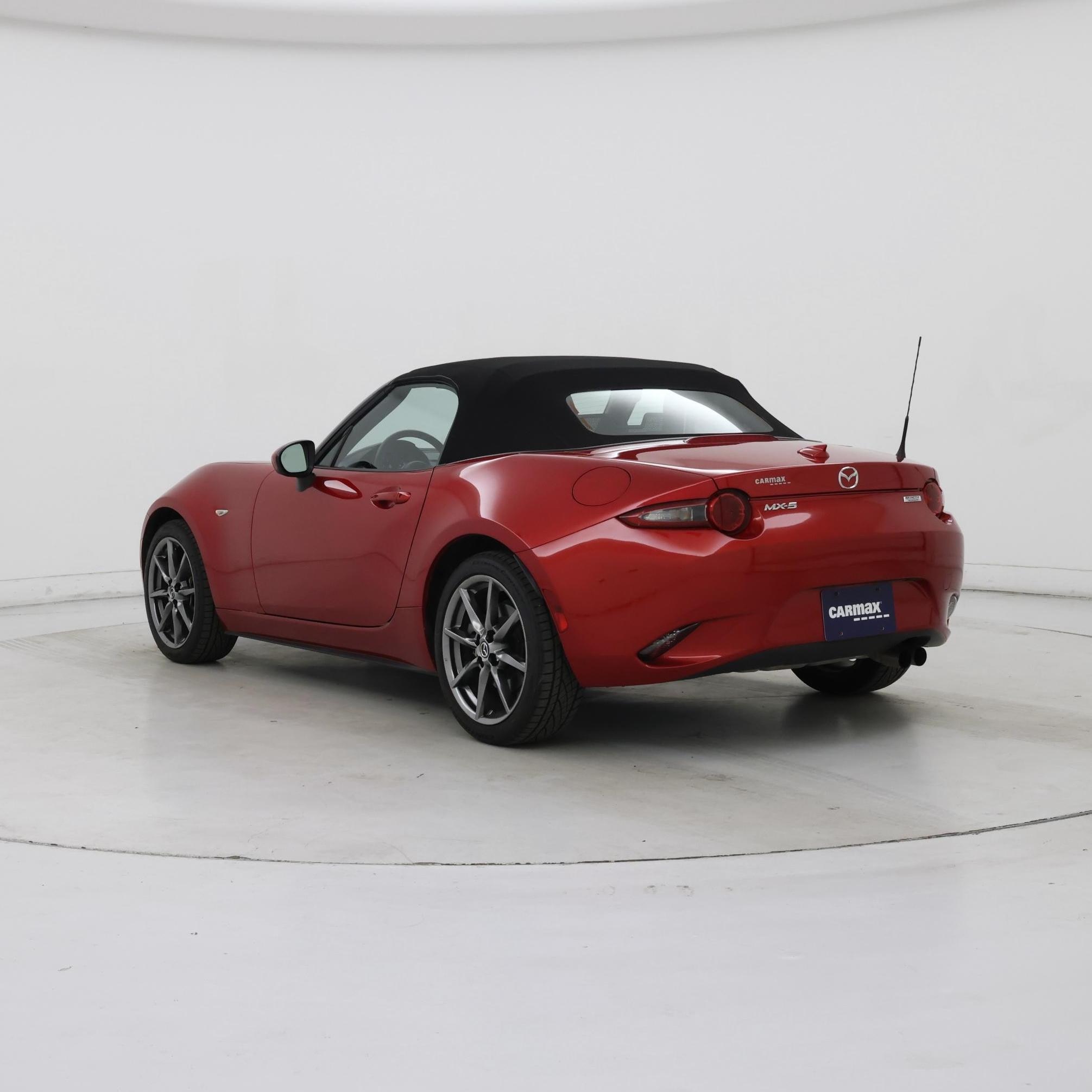 Thumbnail: 2016 Mazda MX-5 Miata - 2