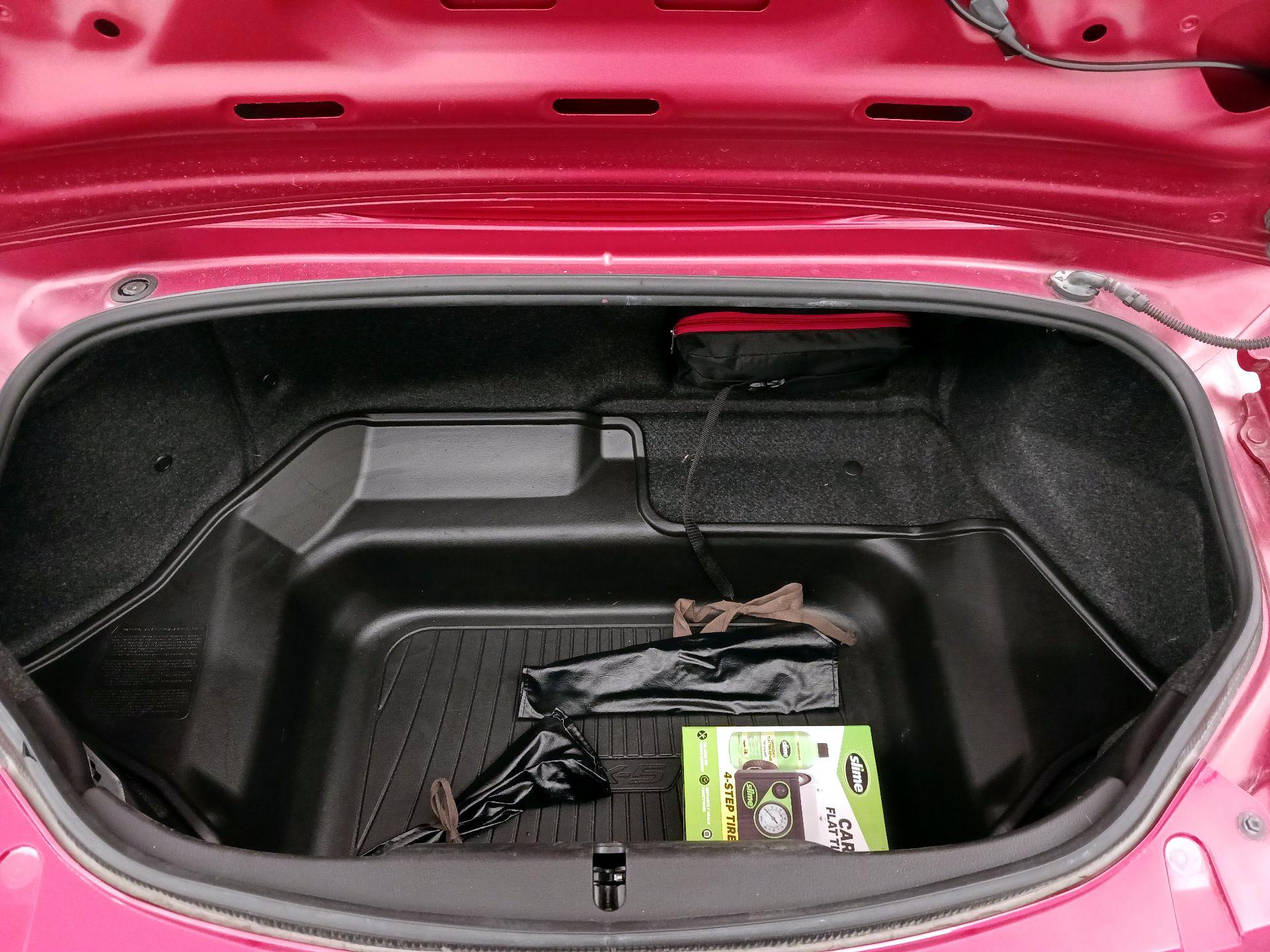 Thumbnail: 2016 Mazda MX-5 Miata - 19