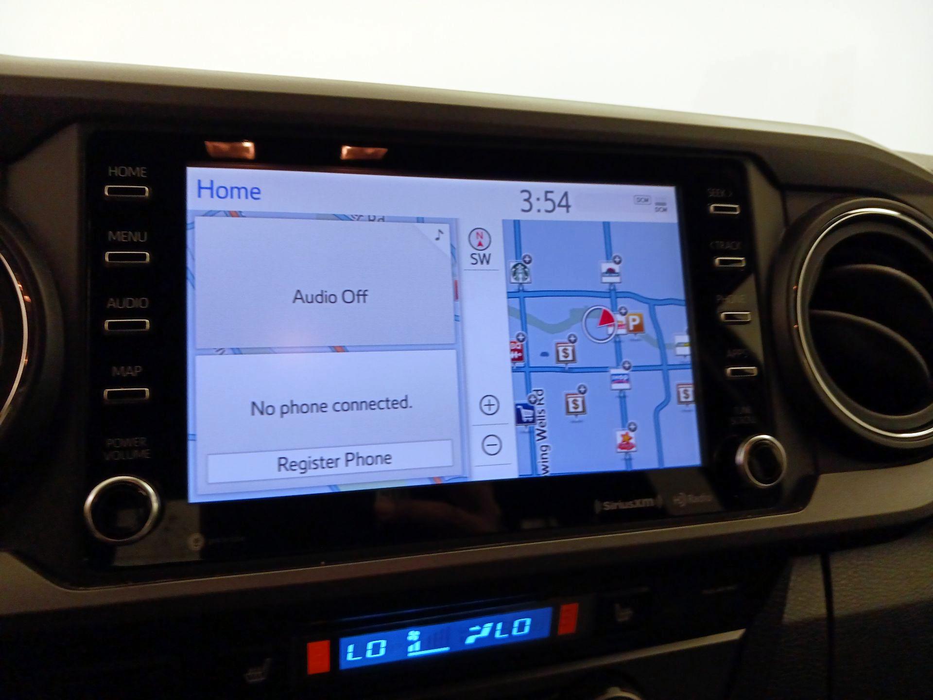 Thumbnail: 2021 Toyota Tacoma - 16