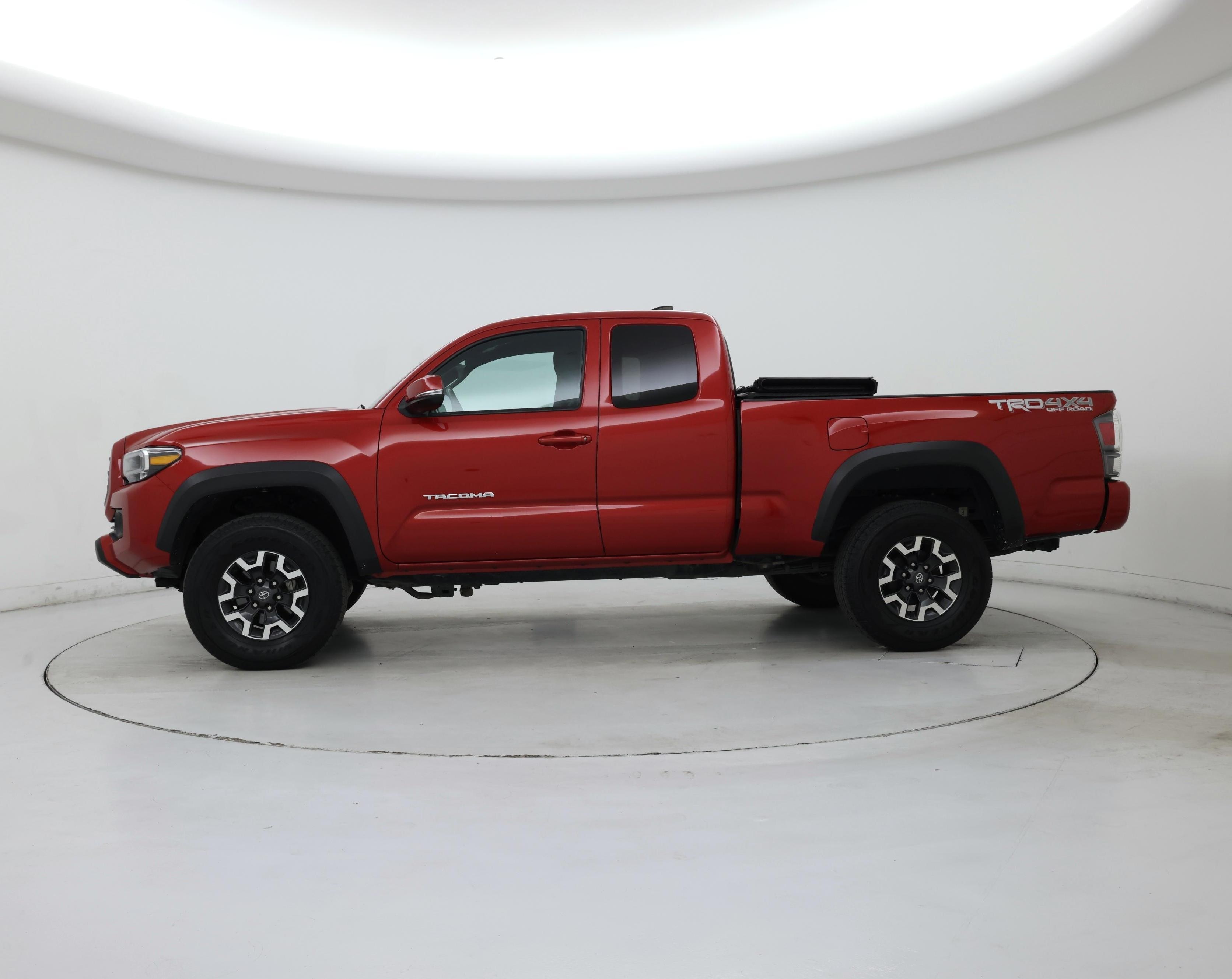Thumbnail: 2021 Toyota Tacoma - 3