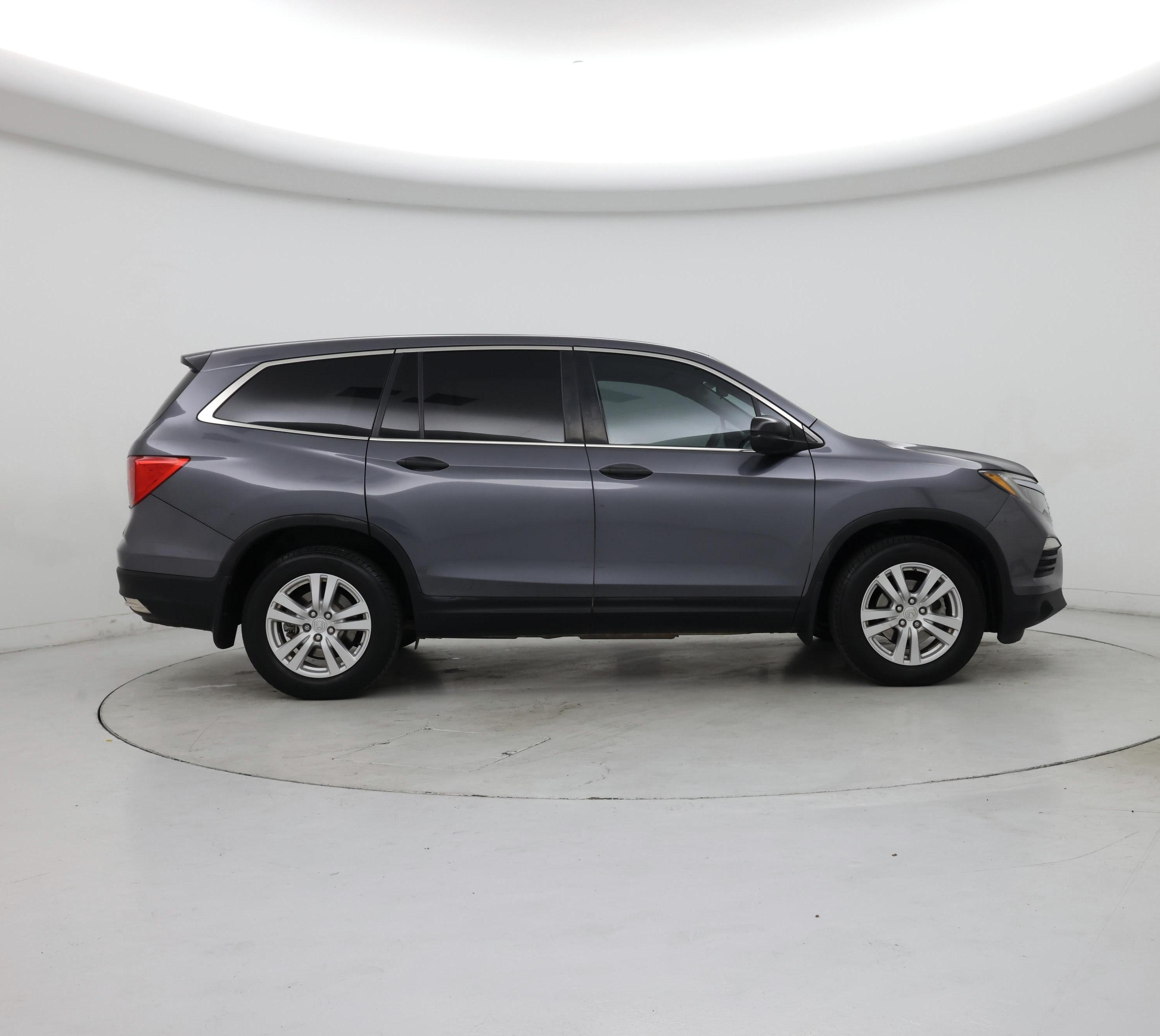 Thumbnail: 2016 Honda Pilot - 7