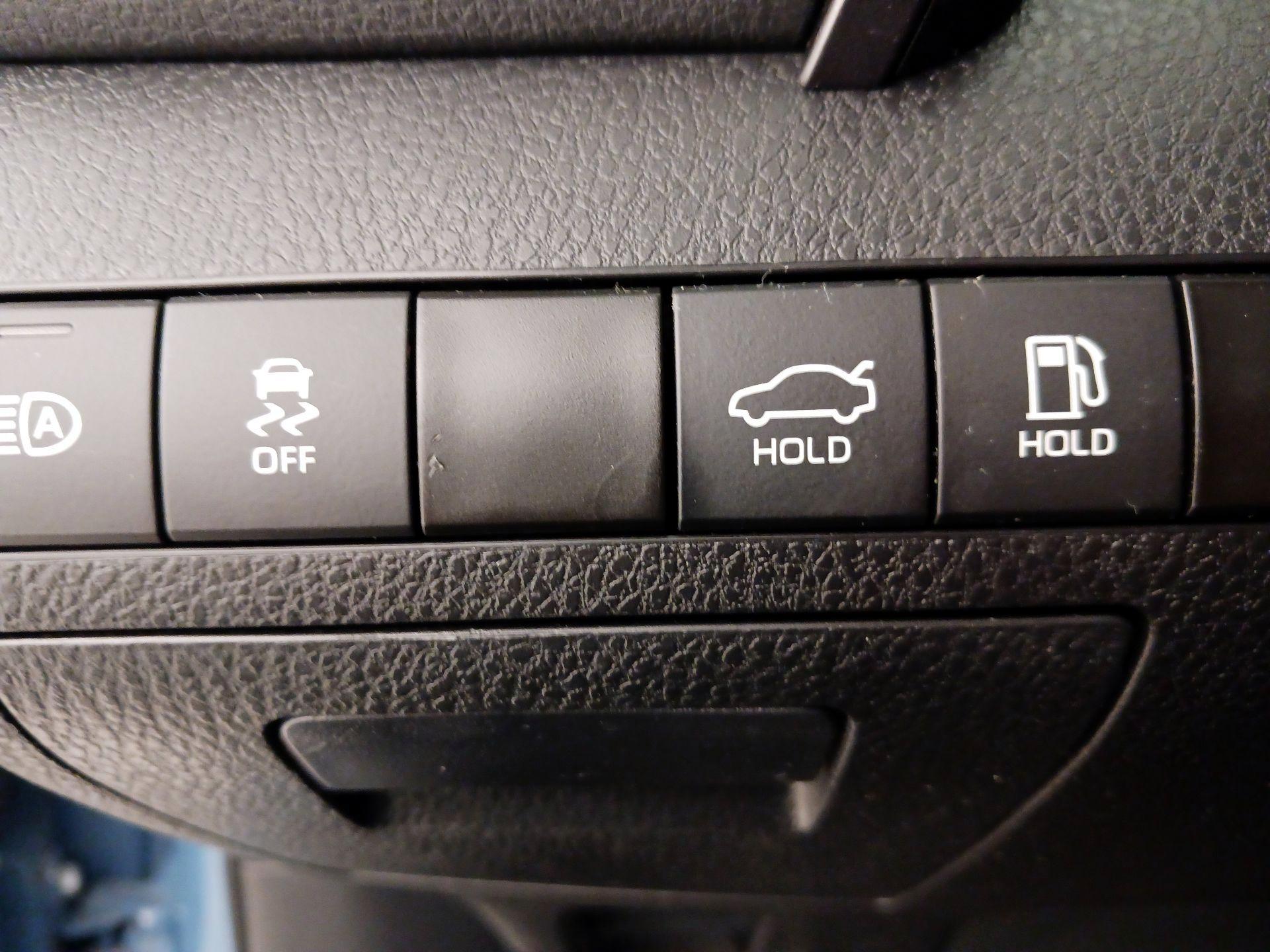 Thumbnail: 2023 Toyota Camry - 13