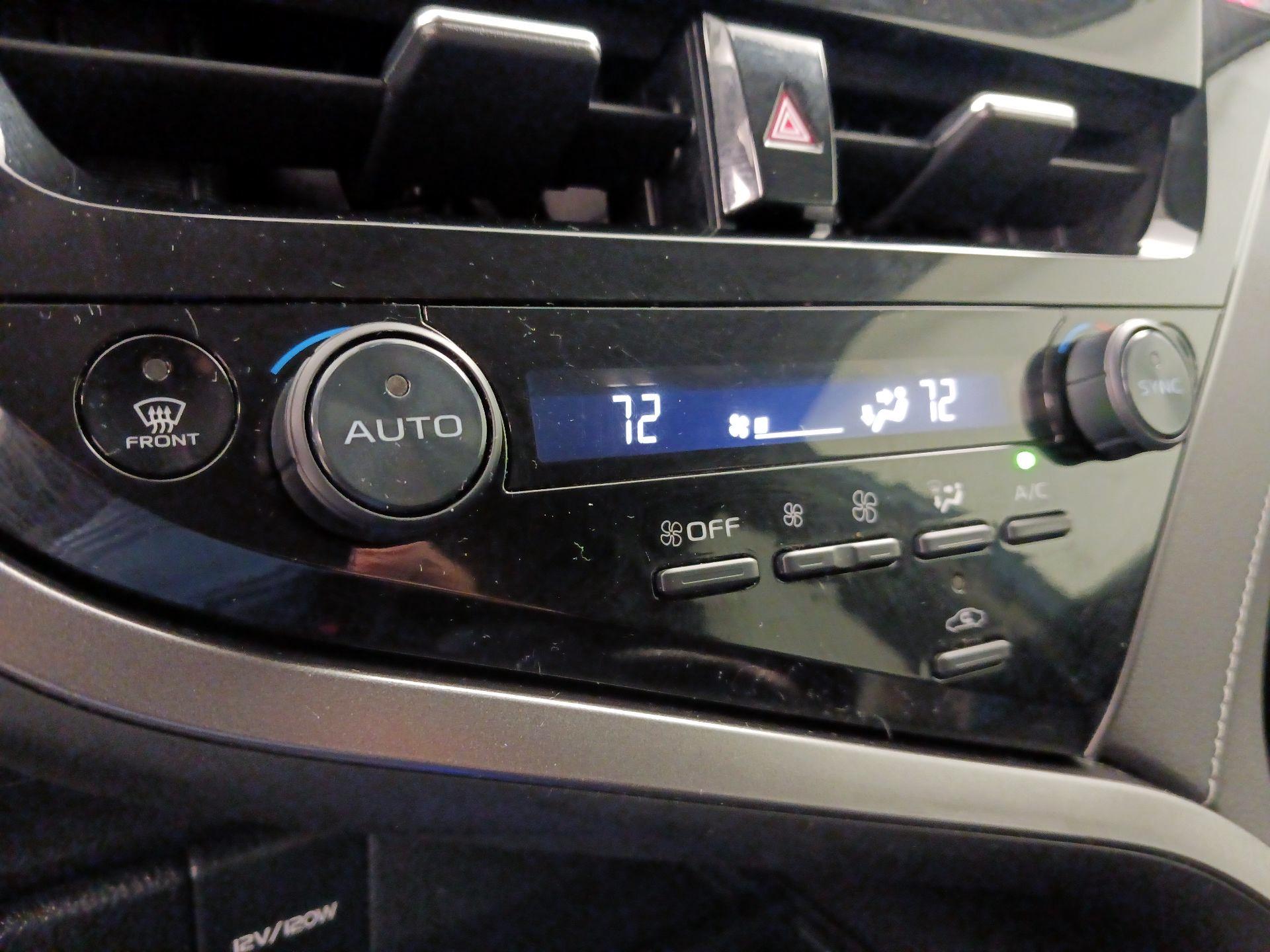 Thumbnail: 2023 Toyota Camry - 16