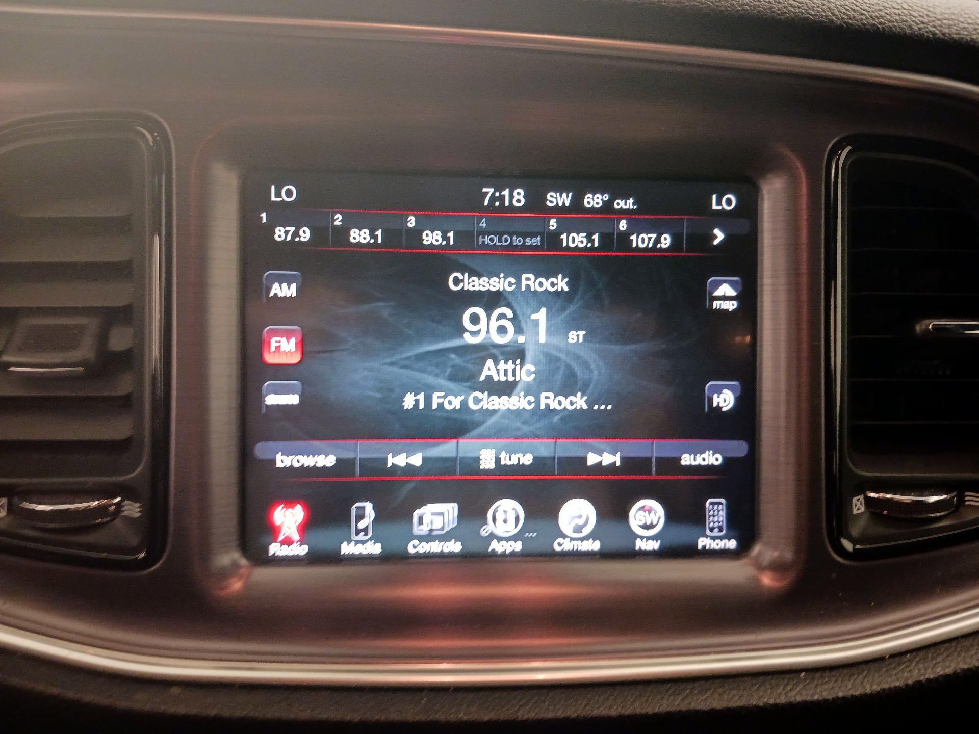 Thumbnail: 2016 Dodge Challenger - 15