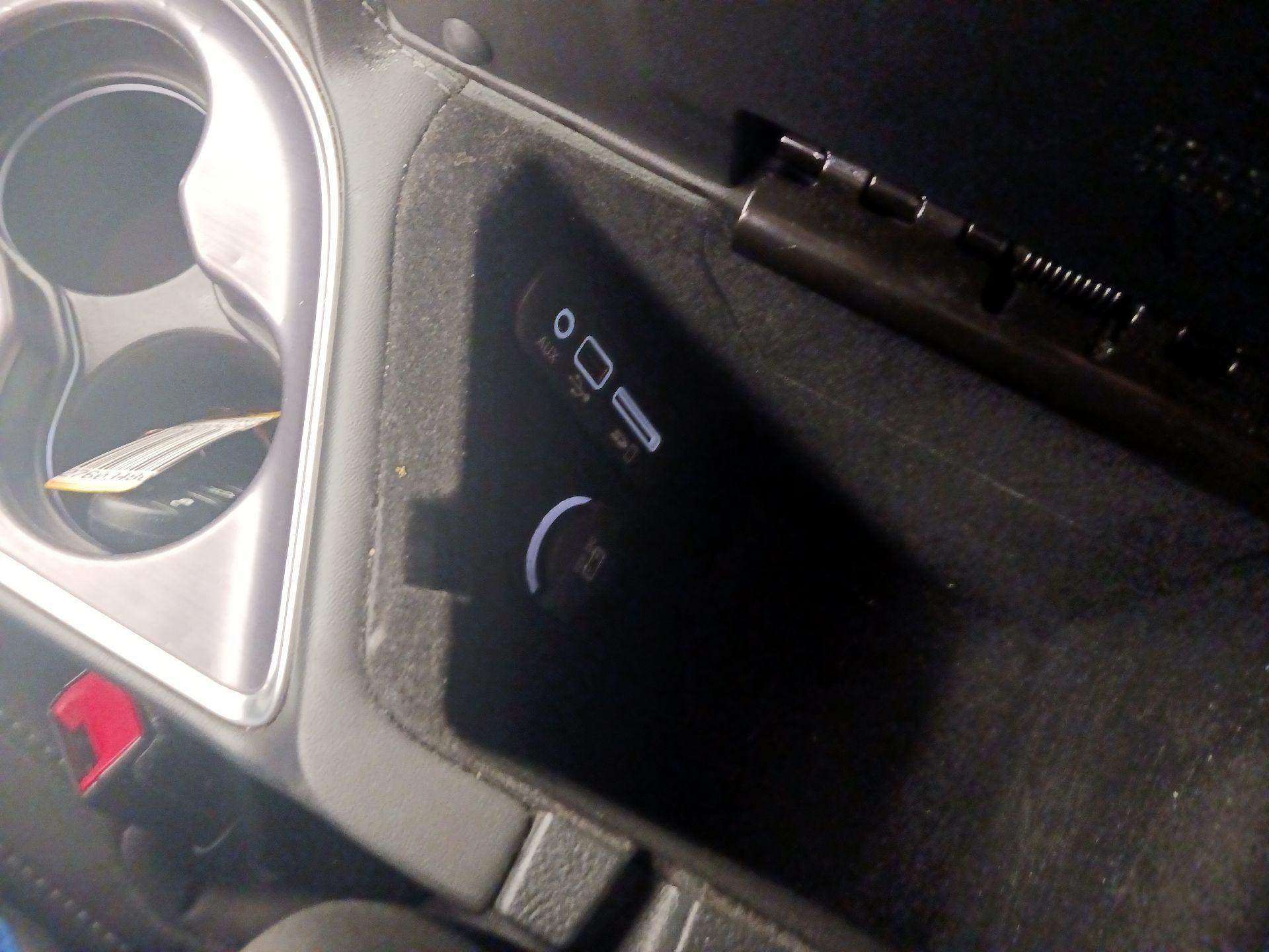 Thumbnail: 2016 Dodge Challenger - 18