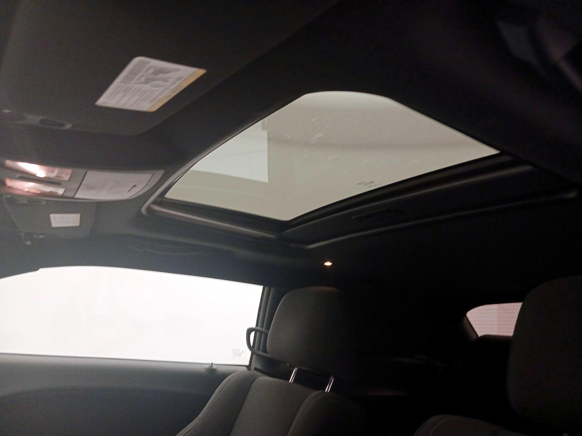 Thumbnail: 2016 Dodge Challenger - 19