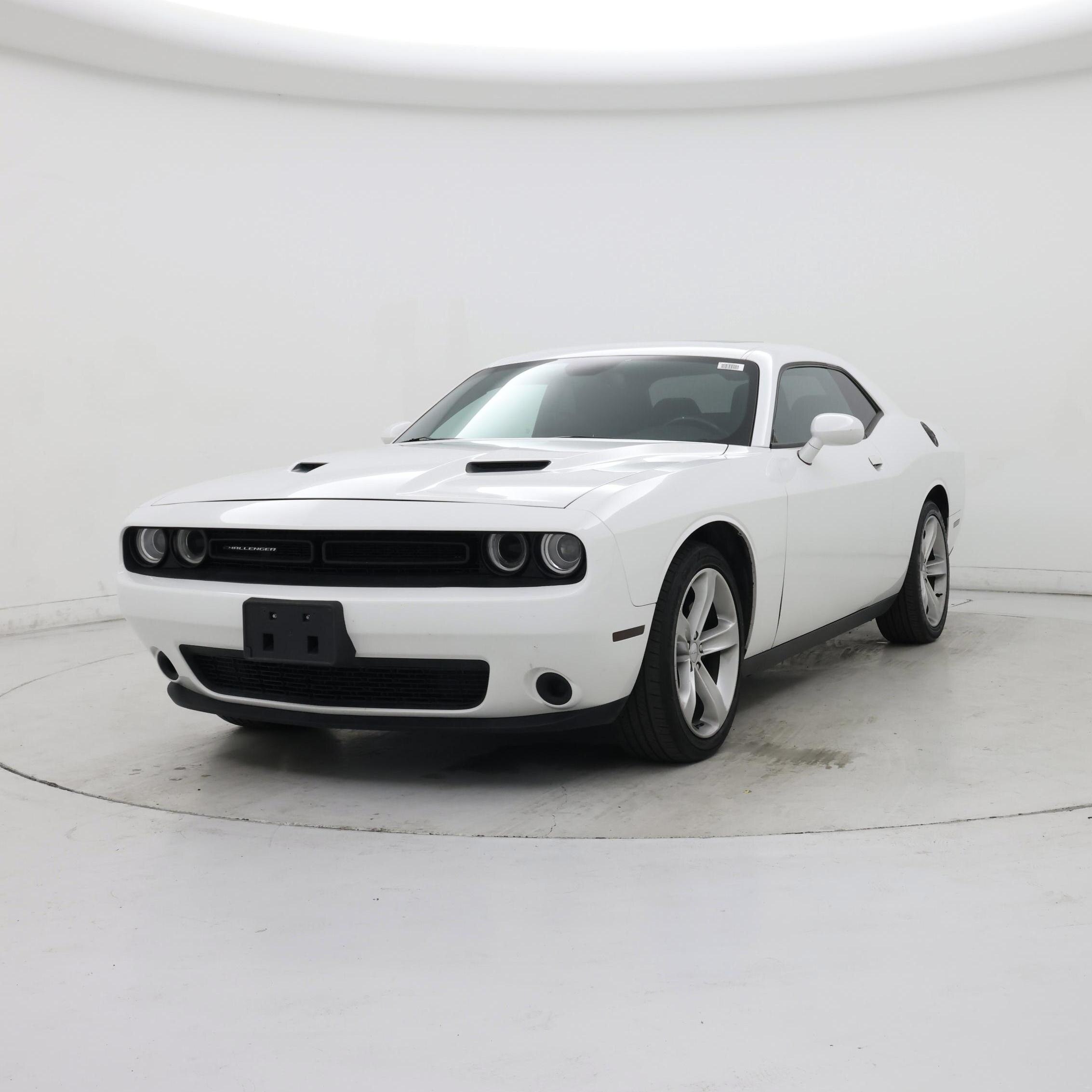 Thumbnail: 2016 Dodge Challenger - 4