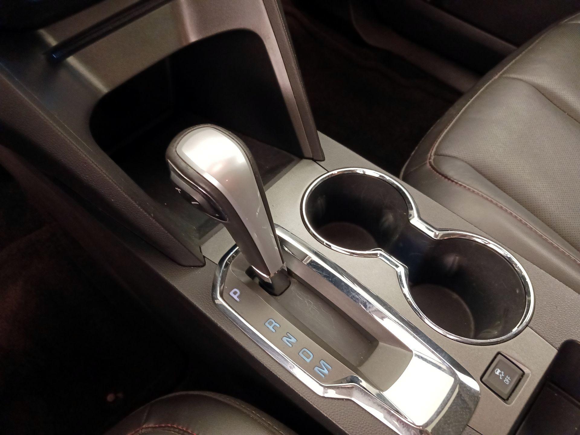 Thumbnail: 2015 Chevrolet Equinox - 18