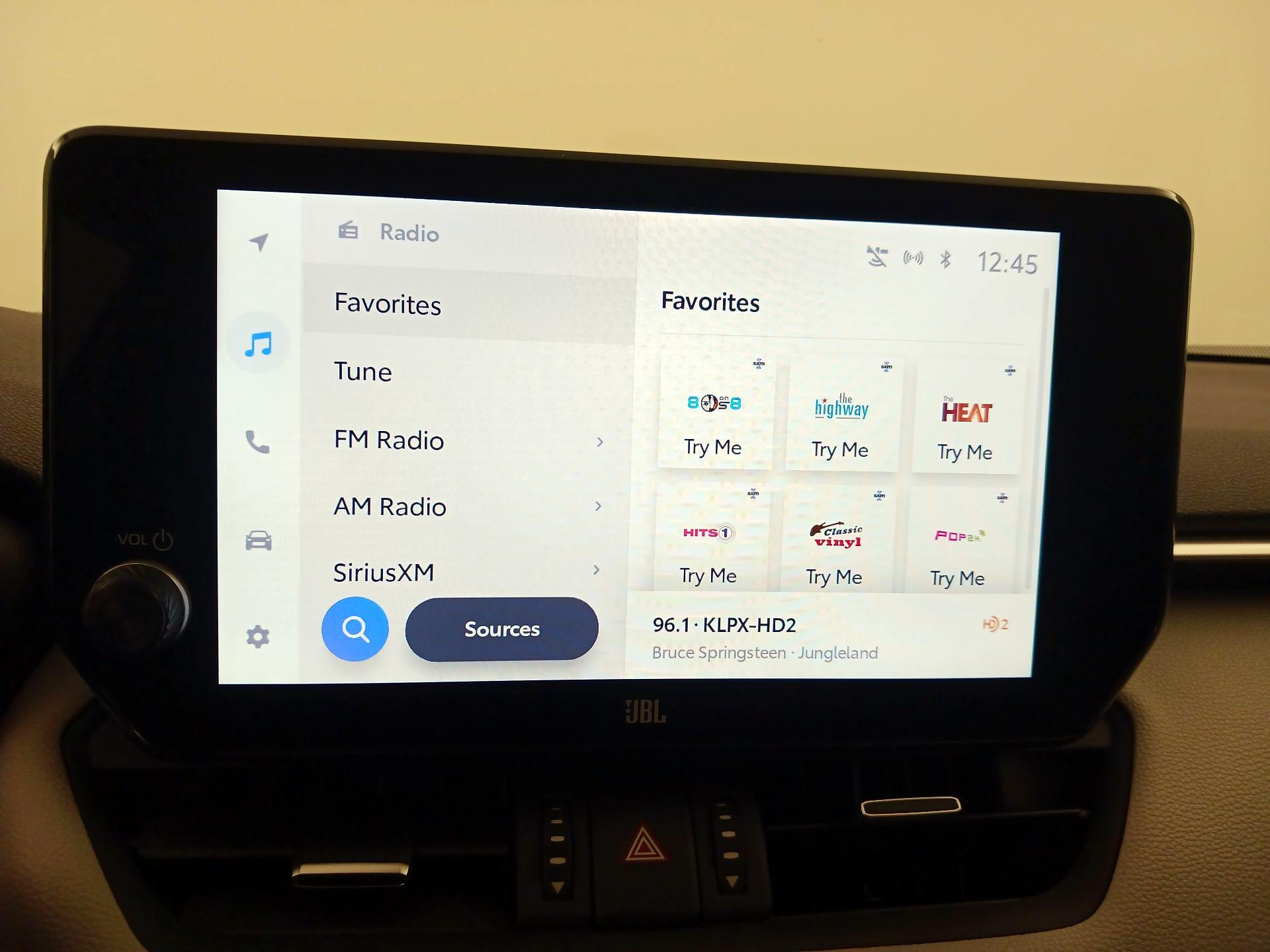 Thumbnail: 2023 Toyota RAV4 - 16