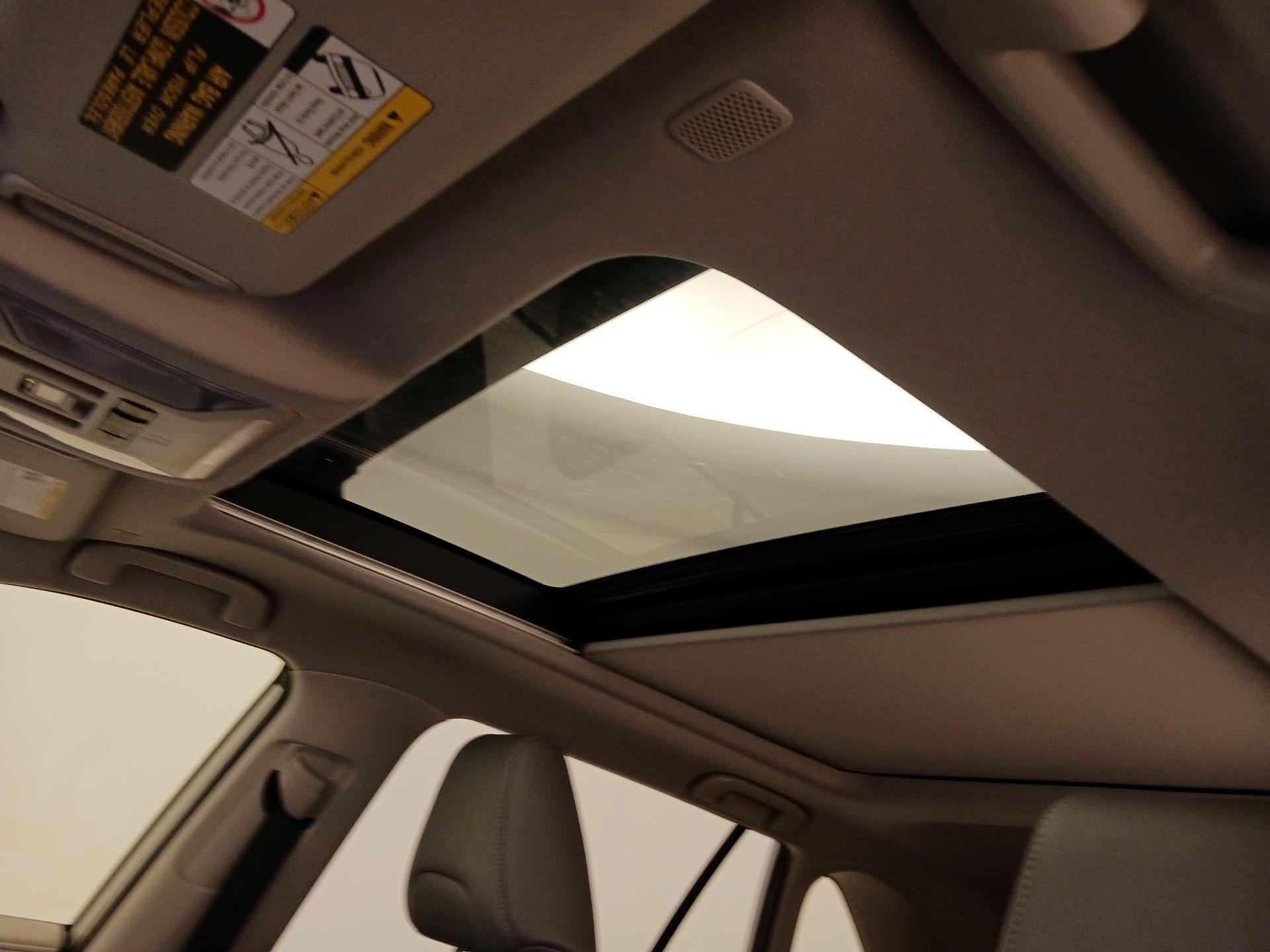 Thumbnail: 2023 Toyota RAV4 - 20