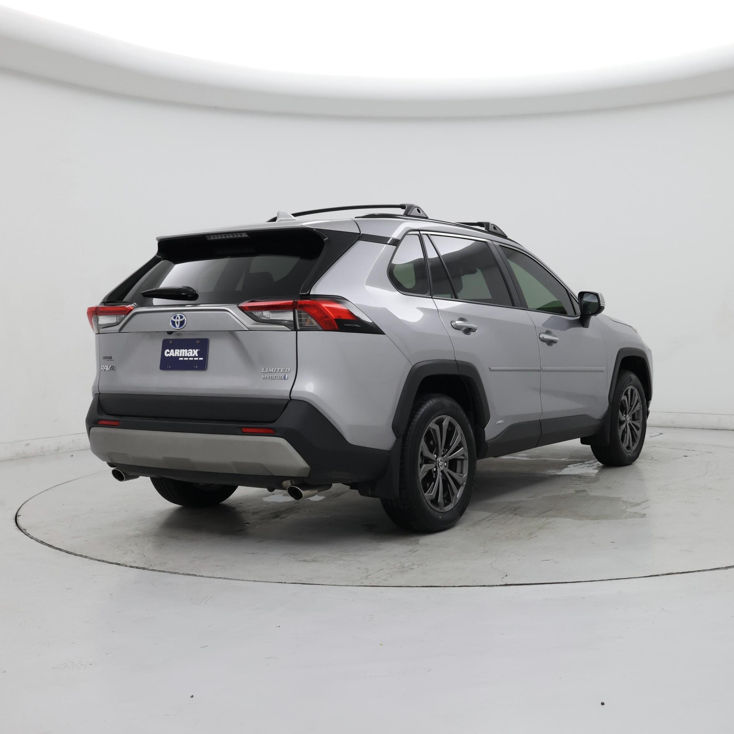 Thumbnail: 2023 Toyota RAV4 - 8