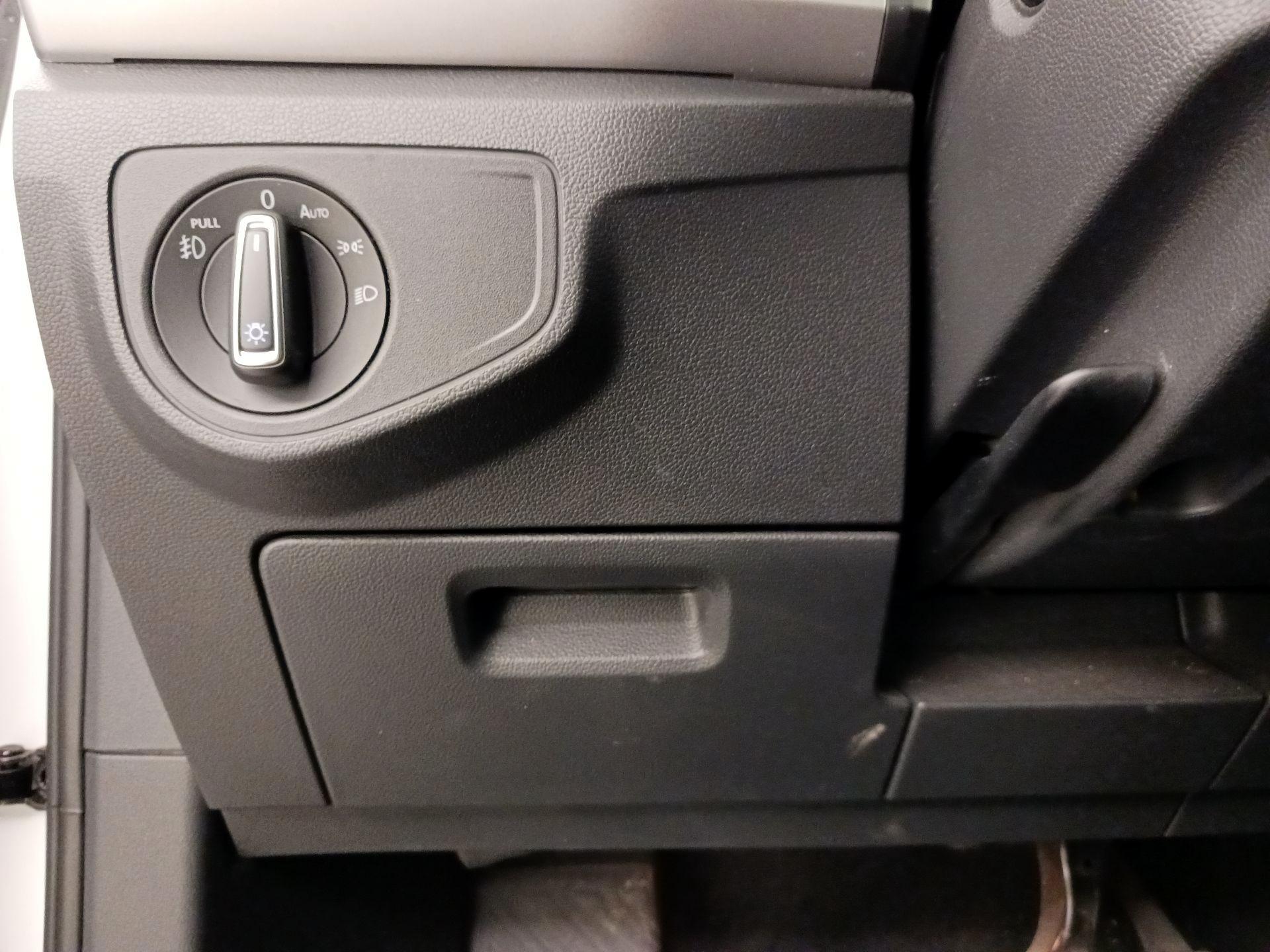 Thumbnail: 2018 Volkswagen Atlas - 13