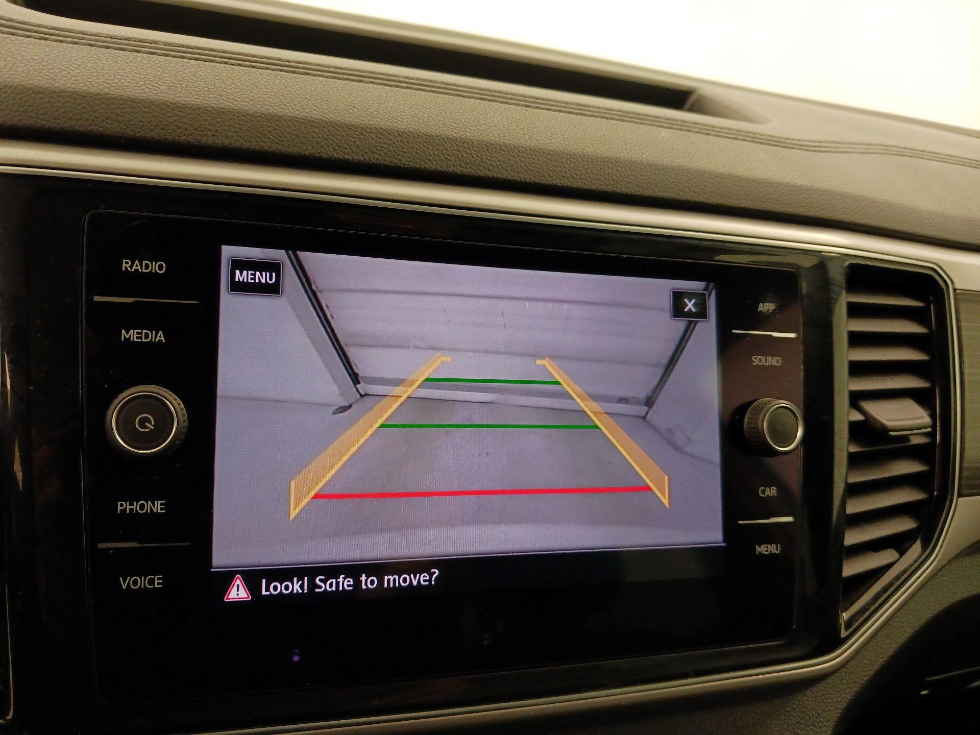 Thumbnail: 2018 Volkswagen Atlas - 14