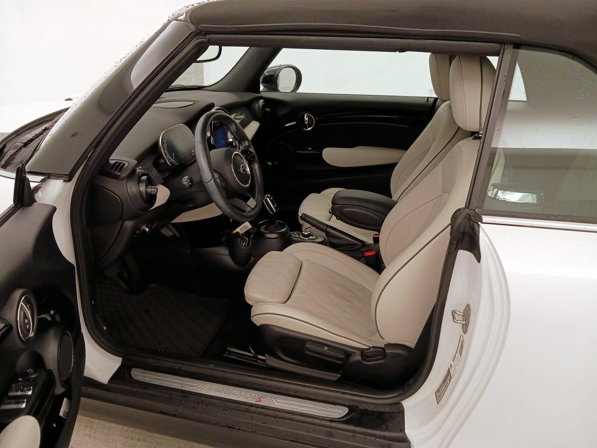 Thumbnail: 2024 MINI Cooper - 11