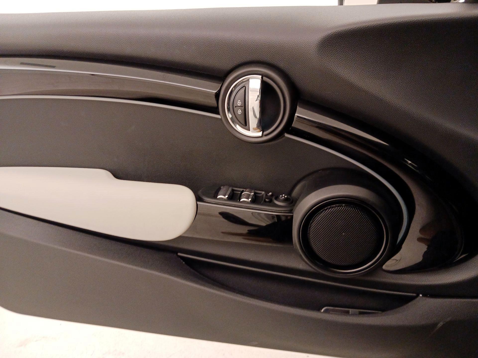 Thumbnail: 2024 MINI Cooper - 12