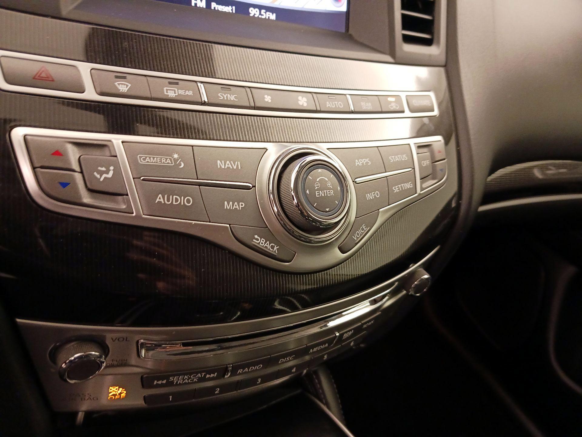 Thumbnail: 2019 INFINITI QX60 - 17