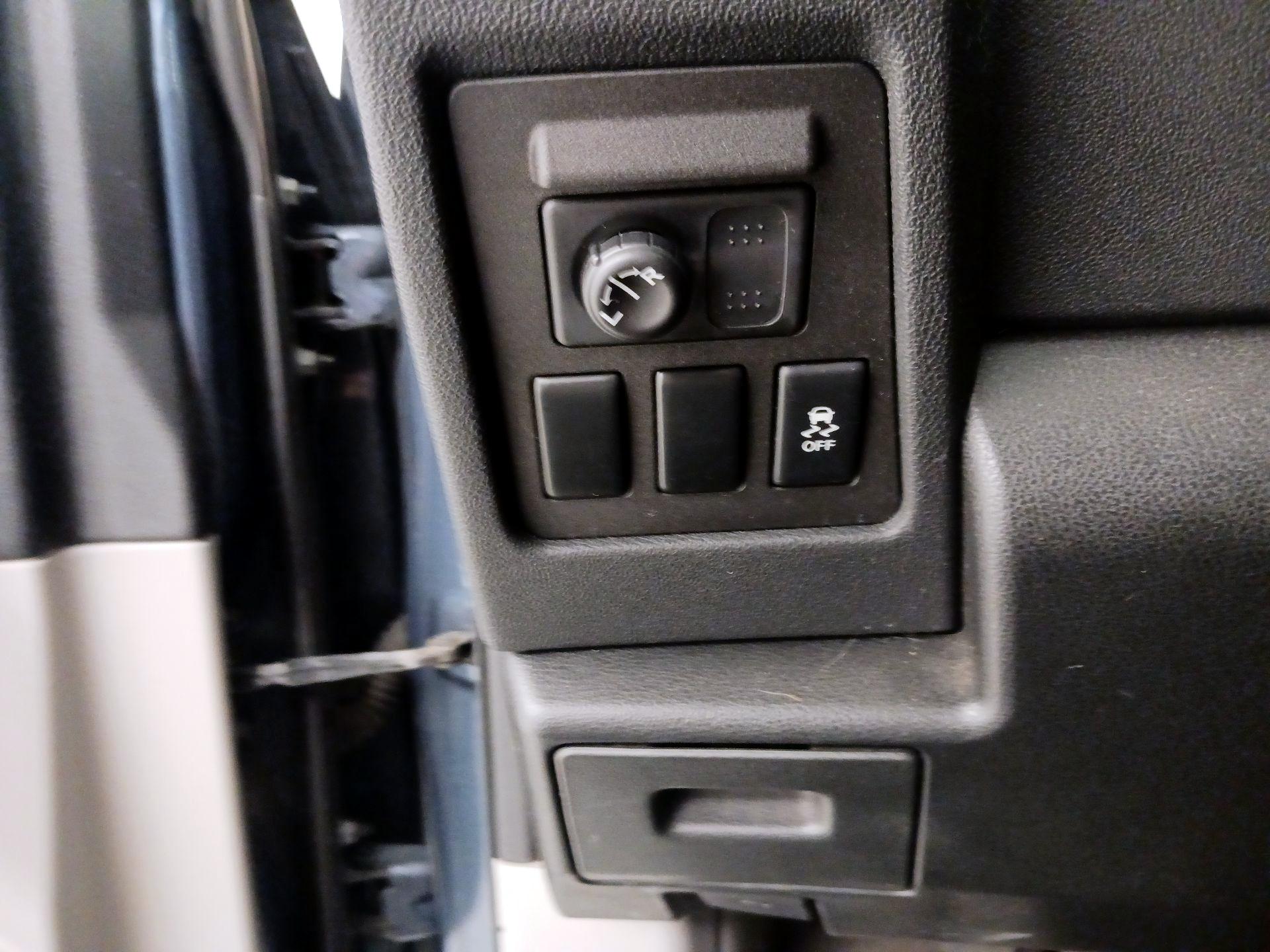 Thumbnail: 2014 Nissan Rogue - 13