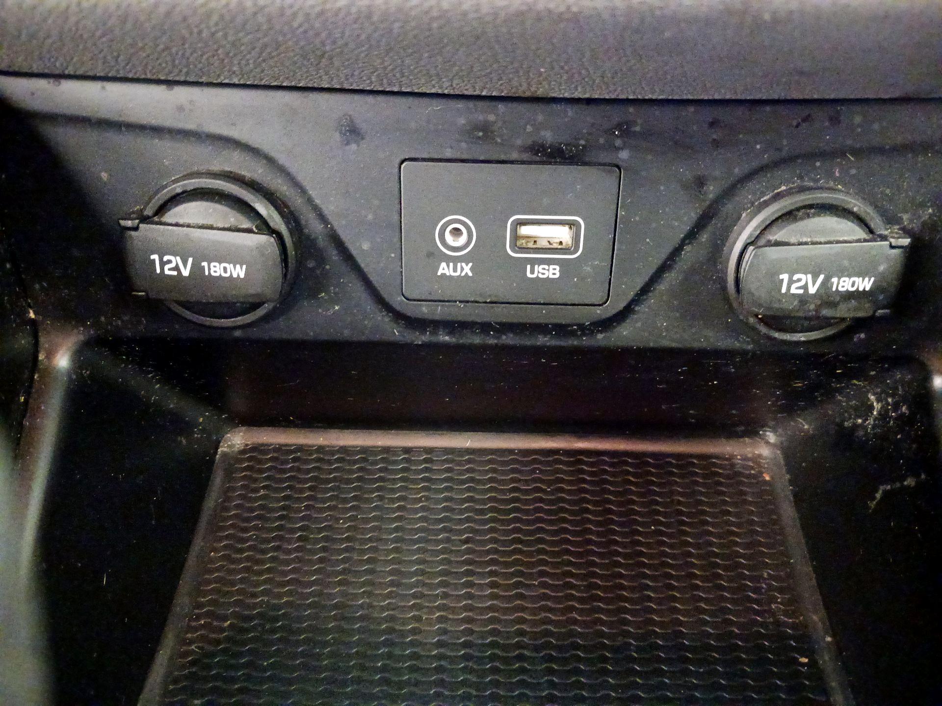 Thumbnail: 2017 Hyundai Tucson - 18