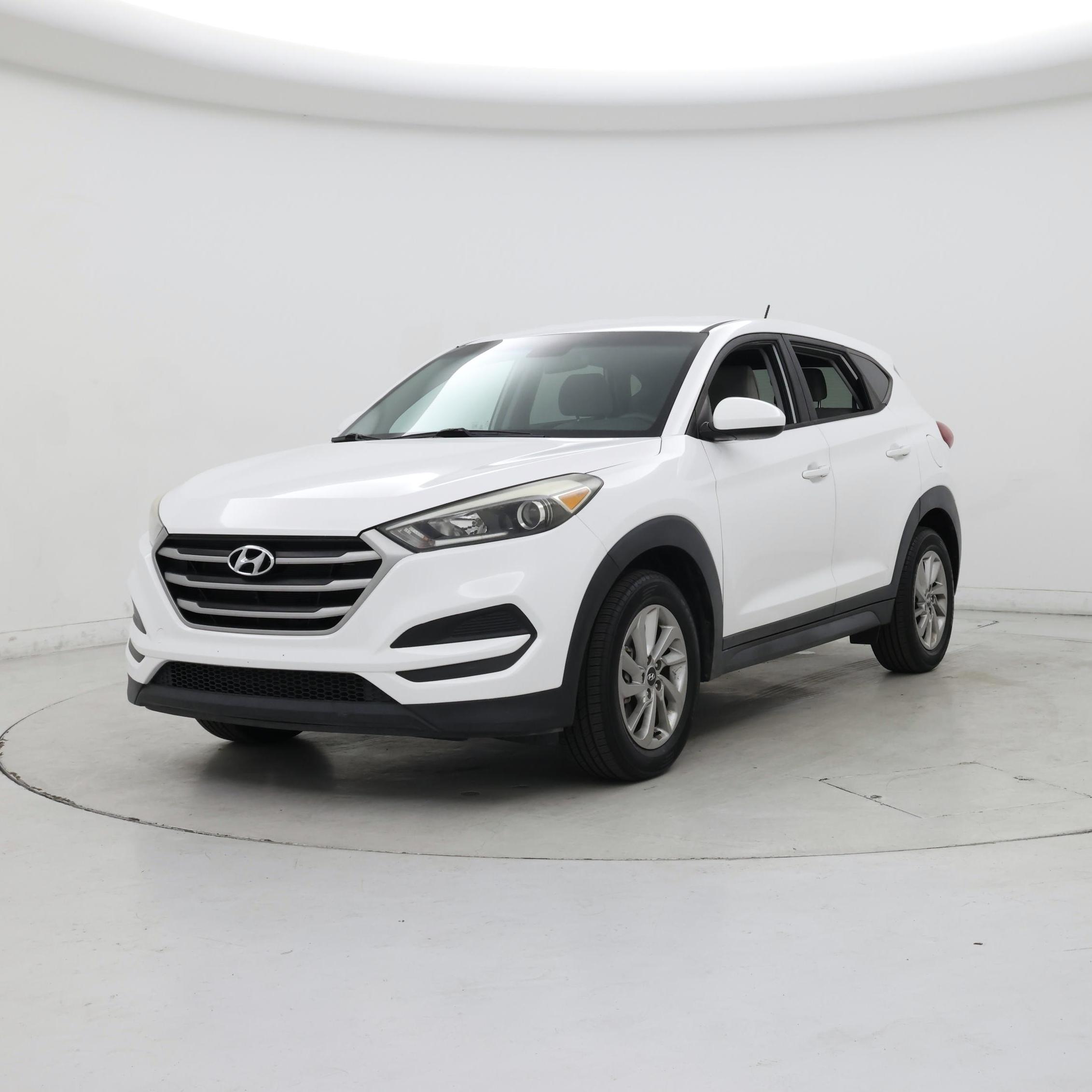 Thumbnail: 2017 Hyundai Tucson - 4