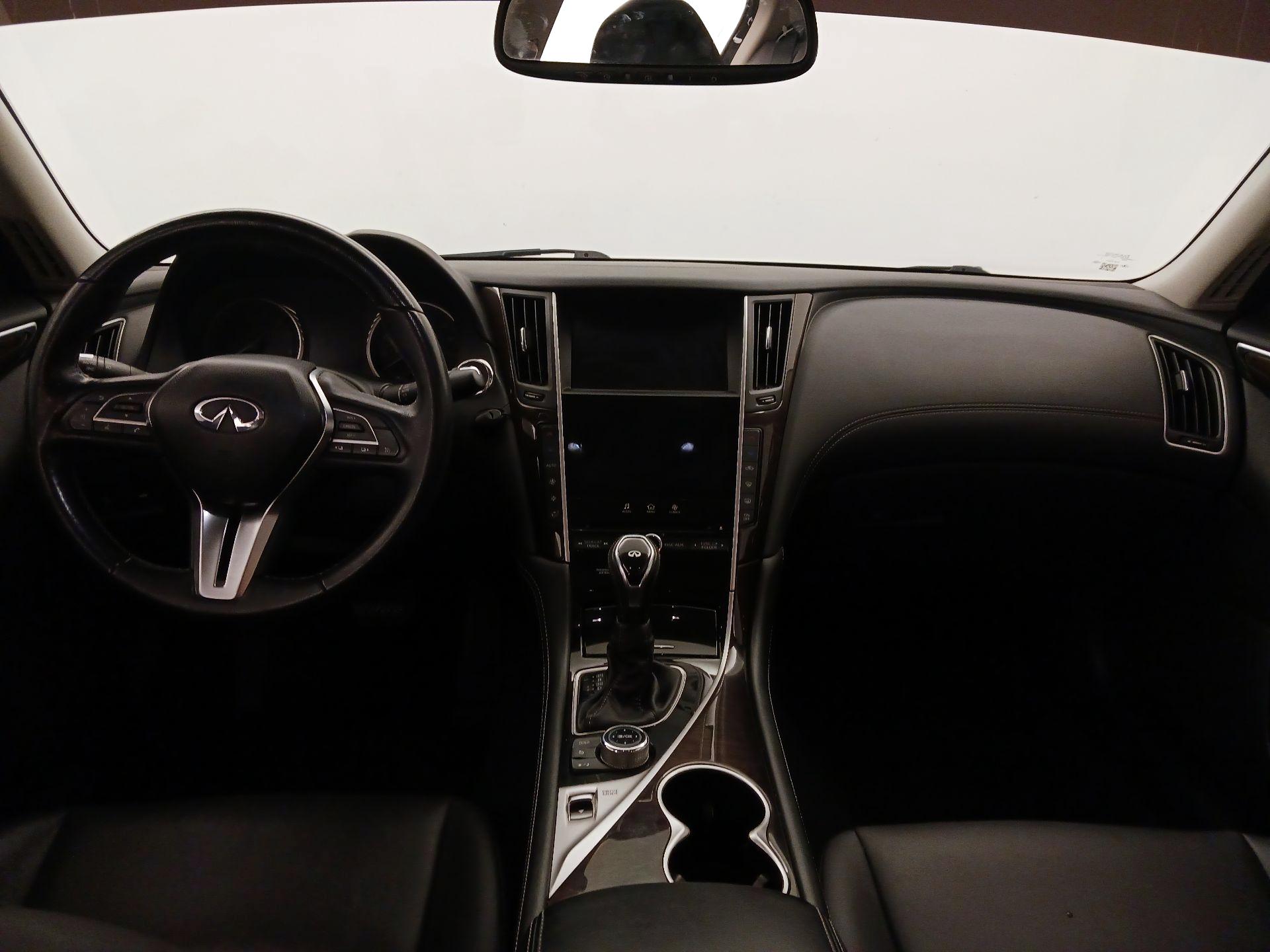 Thumbnail: 2019 INFINITI Q50 - 9