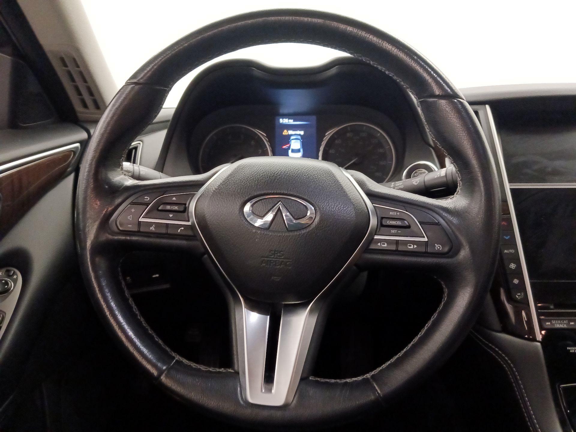 Thumbnail: 2019 INFINITI Q50 - 10