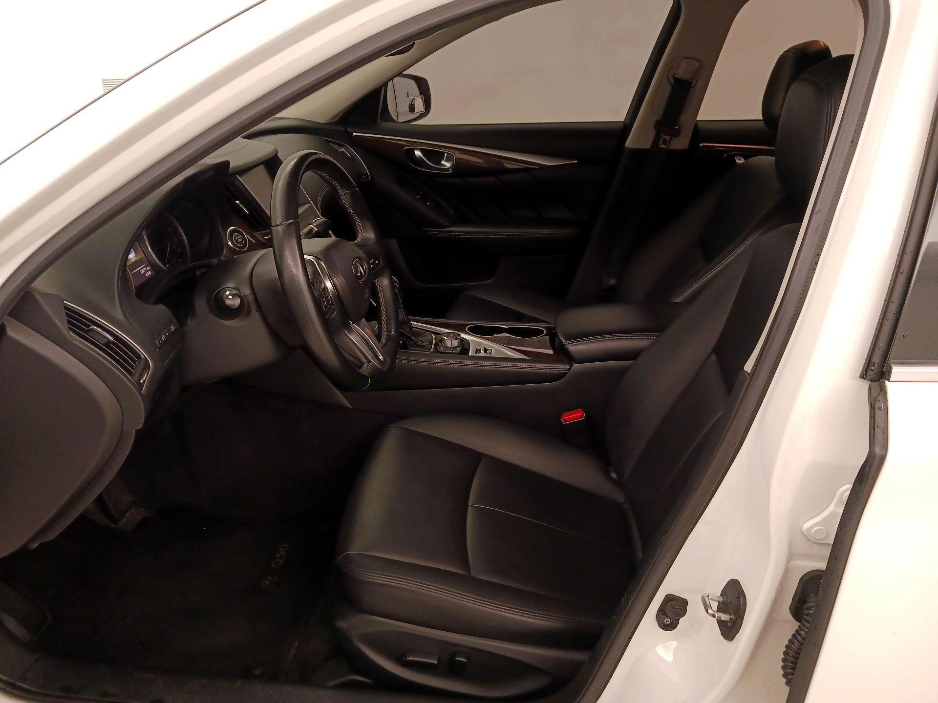 Thumbnail: 2019 INFINITI Q50 - 11