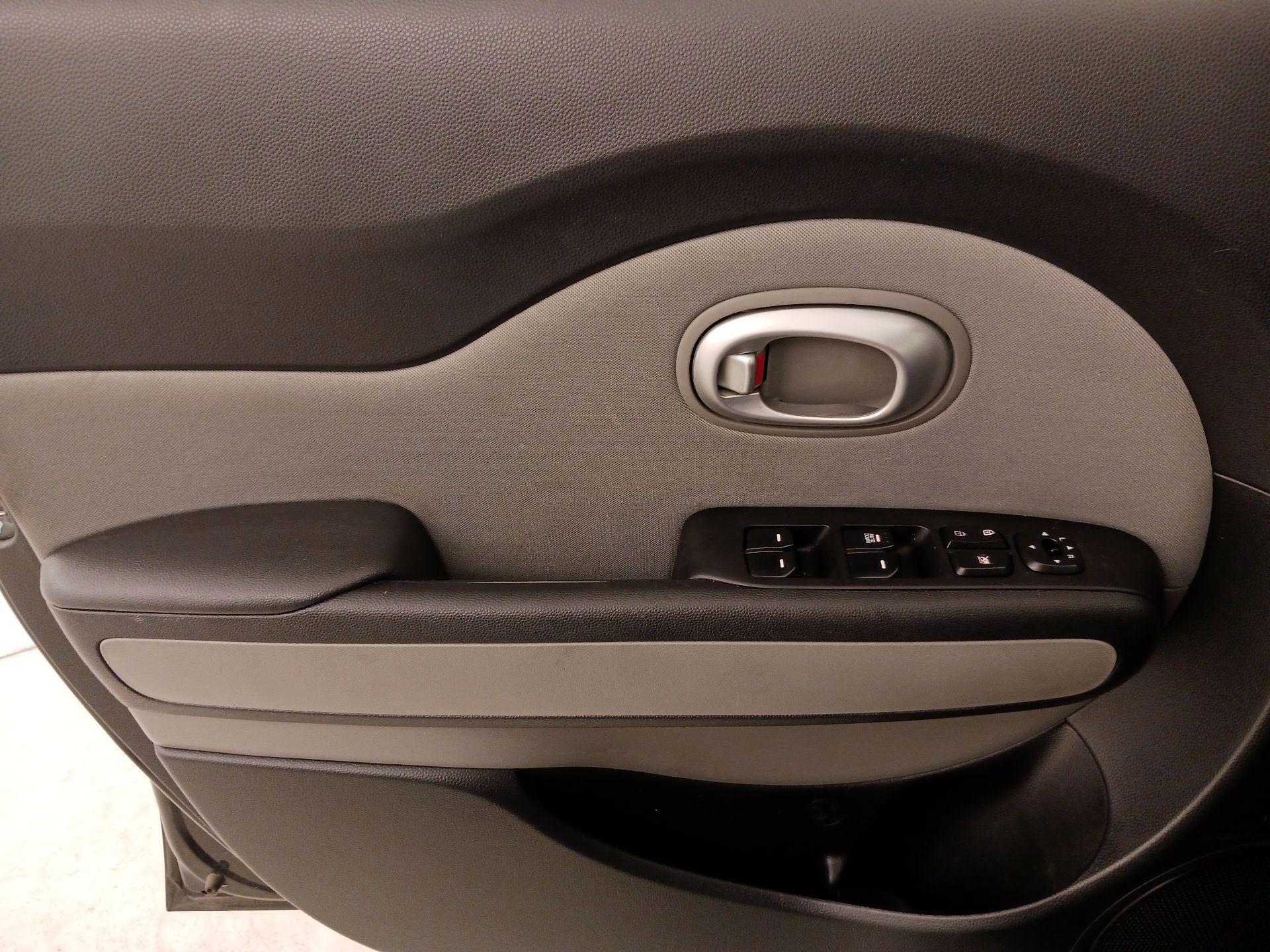 Thumbnail: 2016 Kia Soul - 12