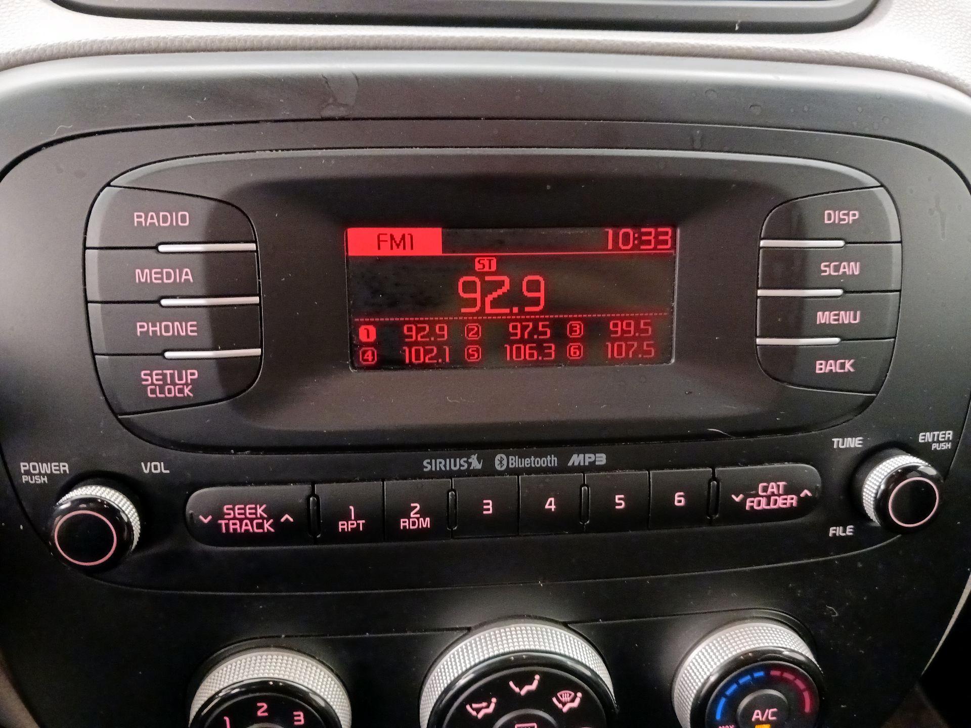 Thumbnail: 2016 Kia Soul - 14