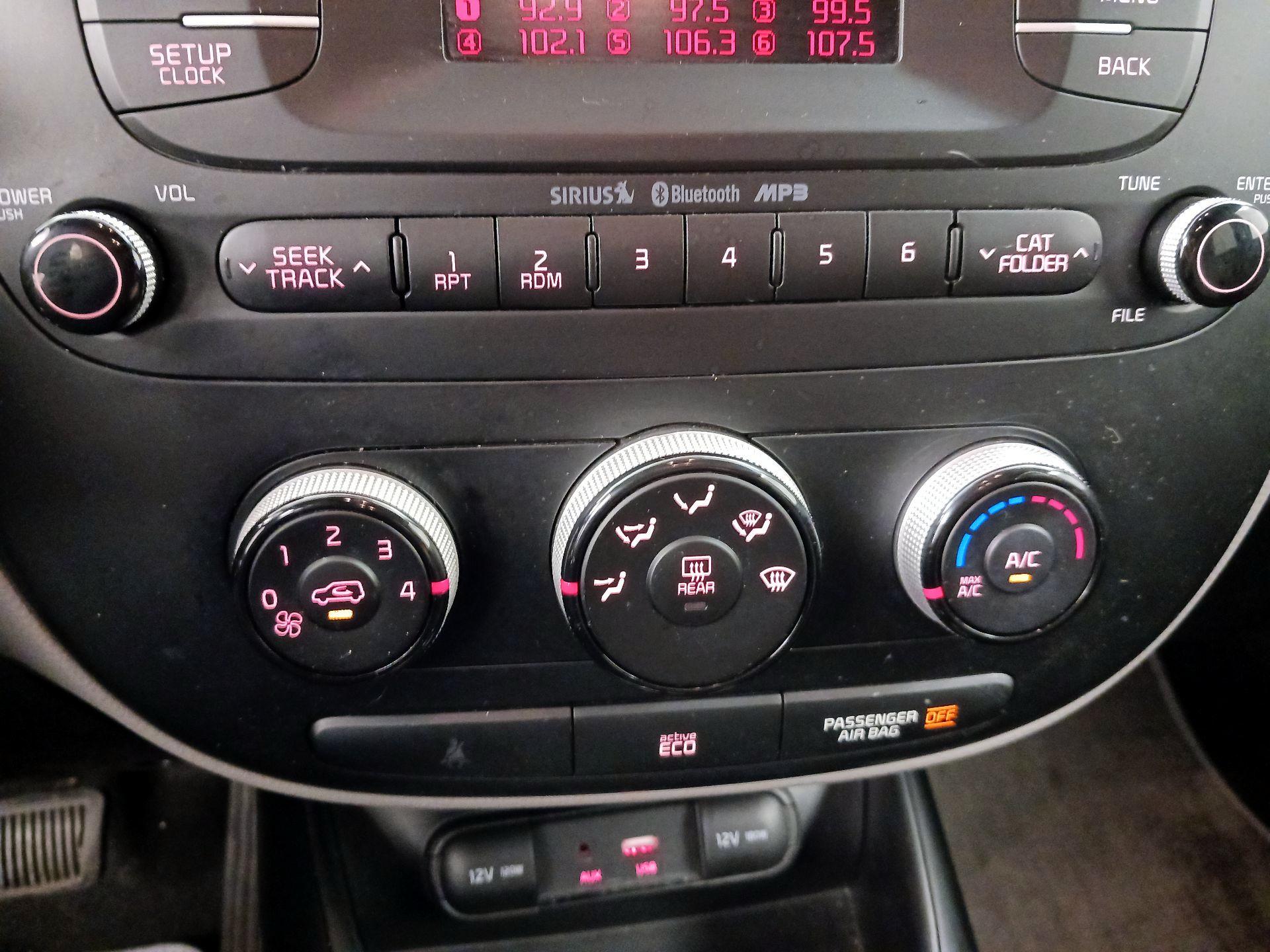 Thumbnail: 2016 Kia Soul - 15