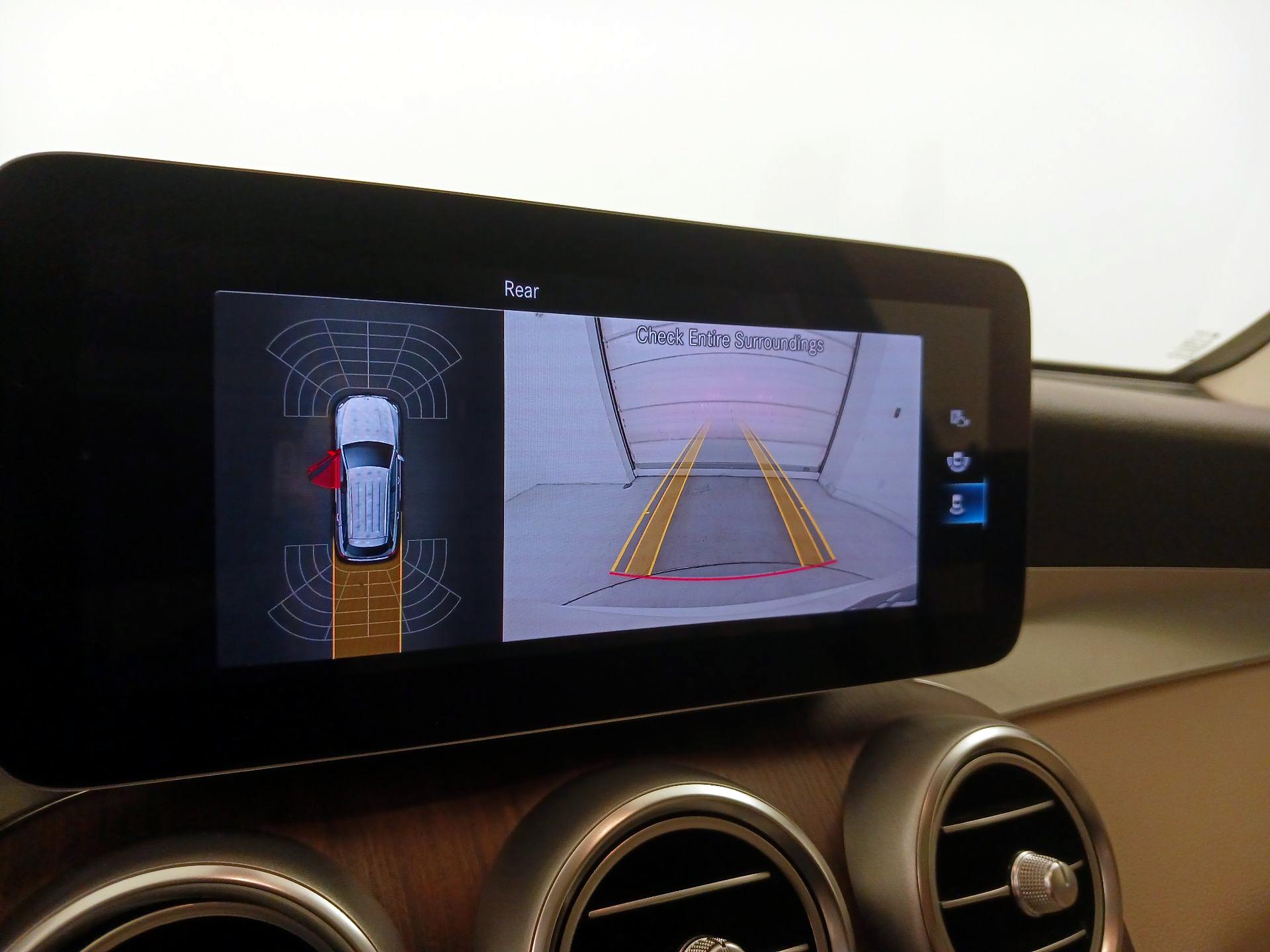 Thumbnail: 2021 Mercedes-Benz GLC - 14