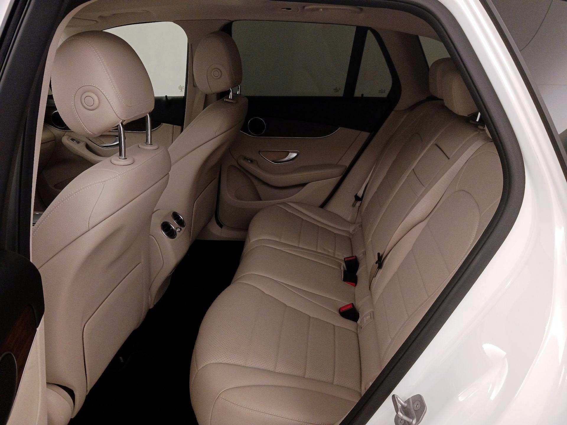 Thumbnail: 2021 Mercedes-Benz GLC - 20