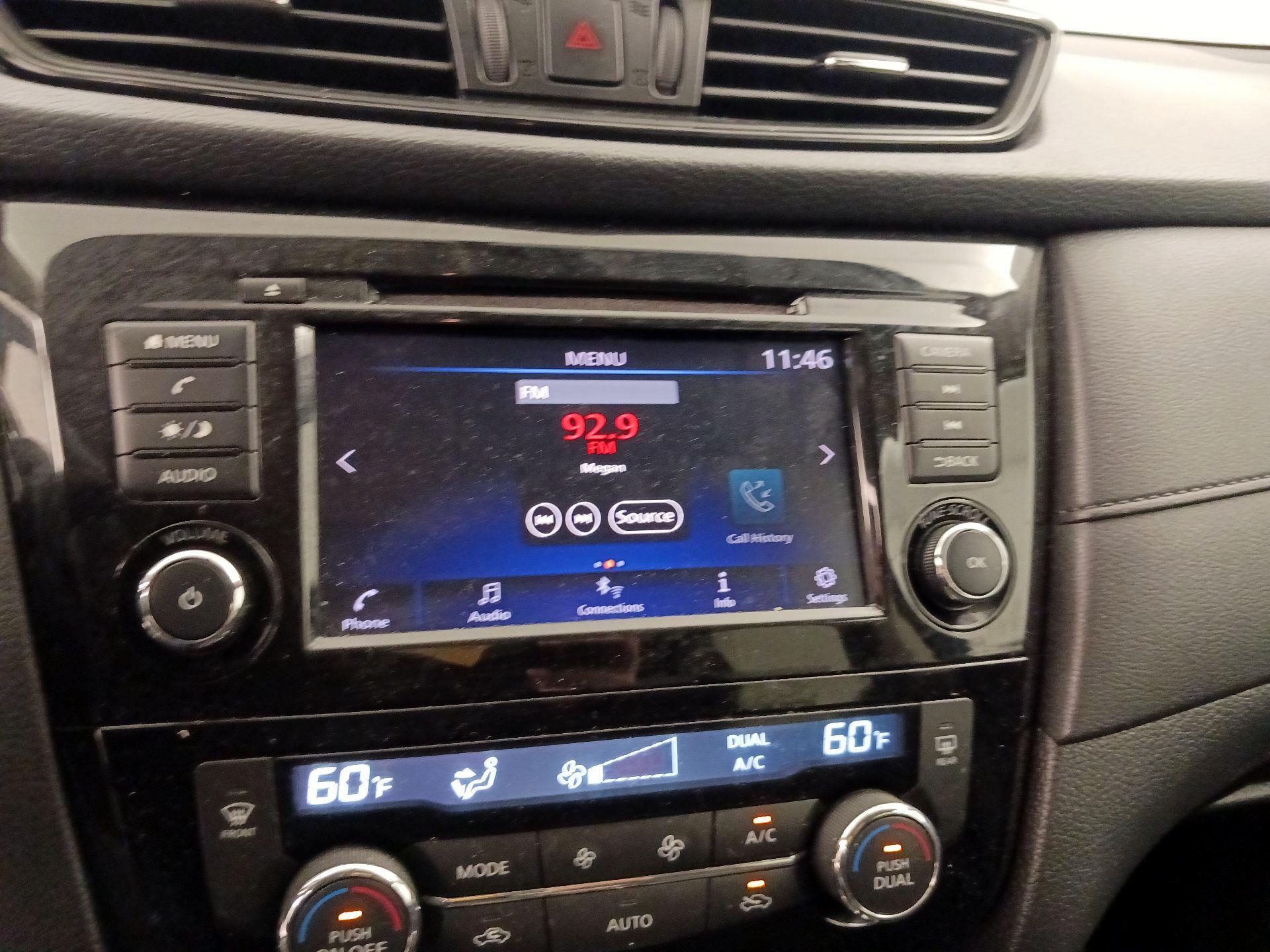 Thumbnail: 2018 Nissan Rogue - 15