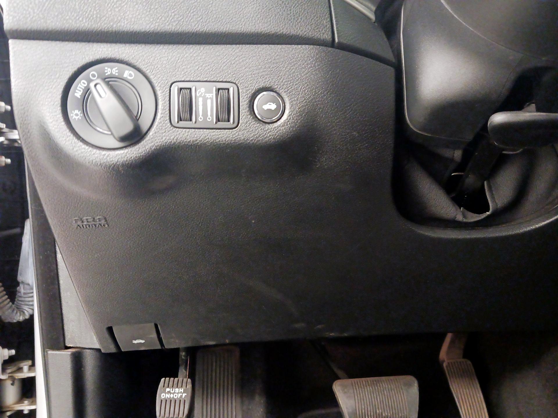 Thumbnail: 2021 Dodge Charger - 13