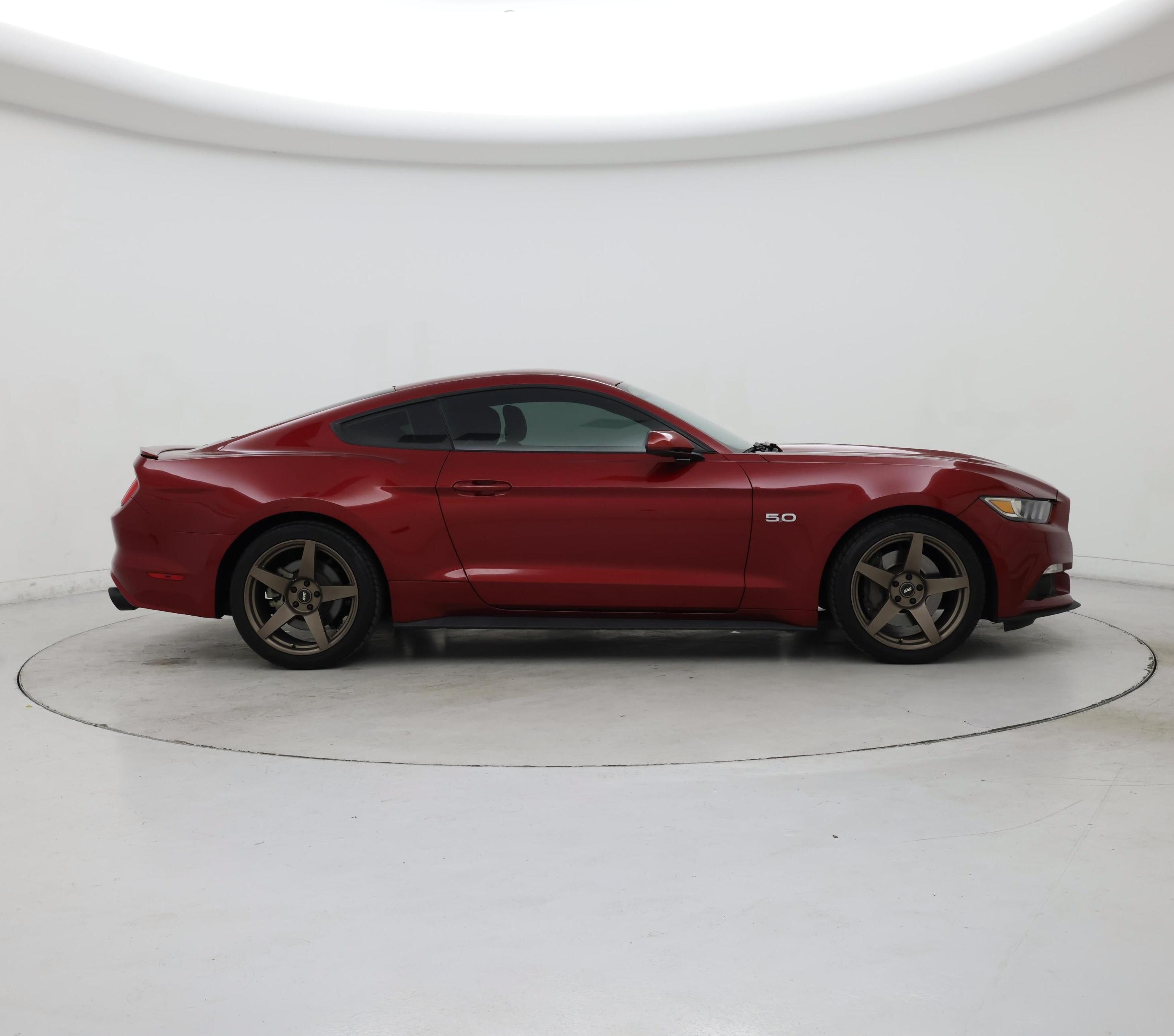 Thumbnail: 2017 Ford Mustang - 7