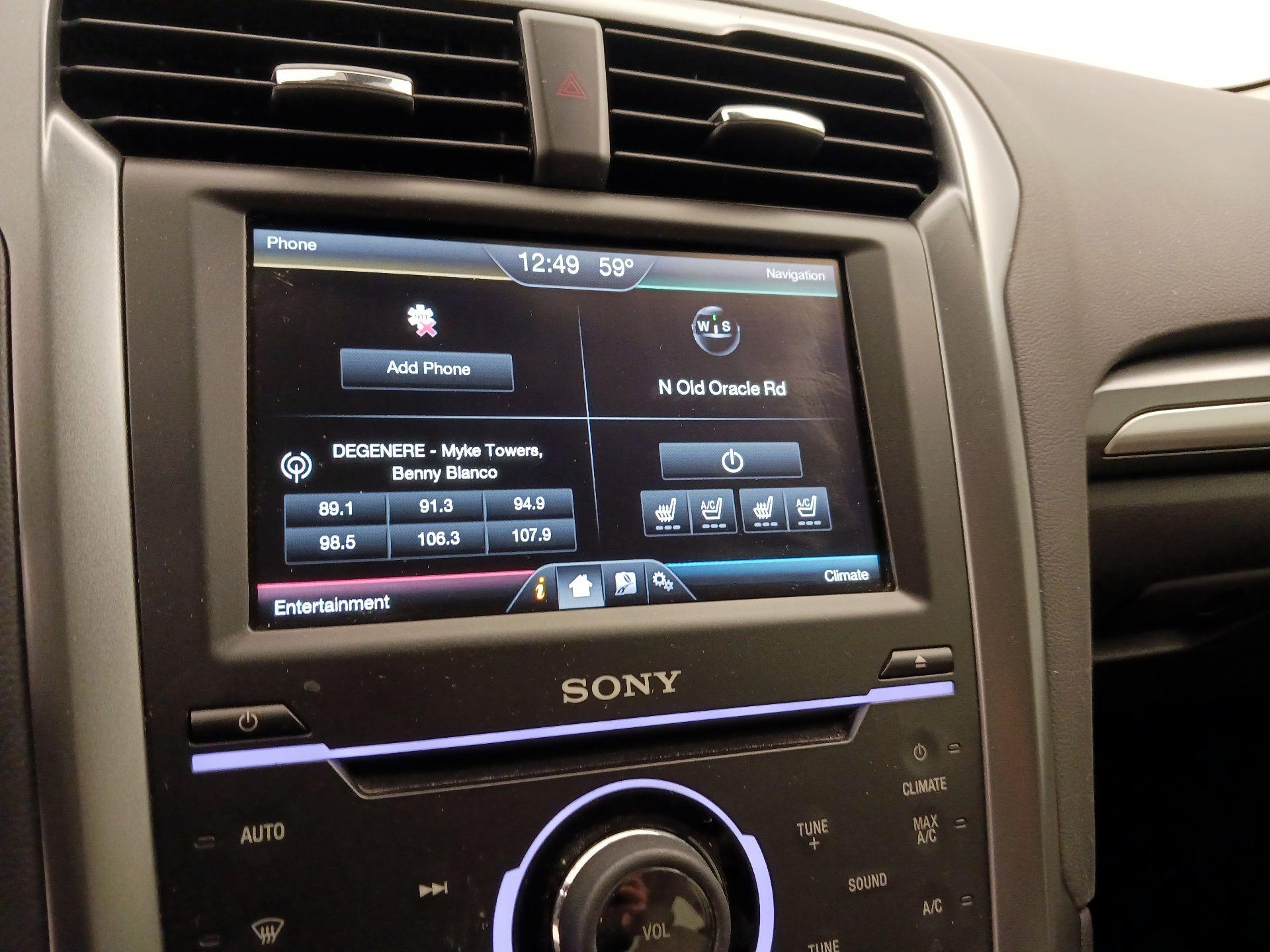 Thumbnail: 2015 Ford Fusion - 15