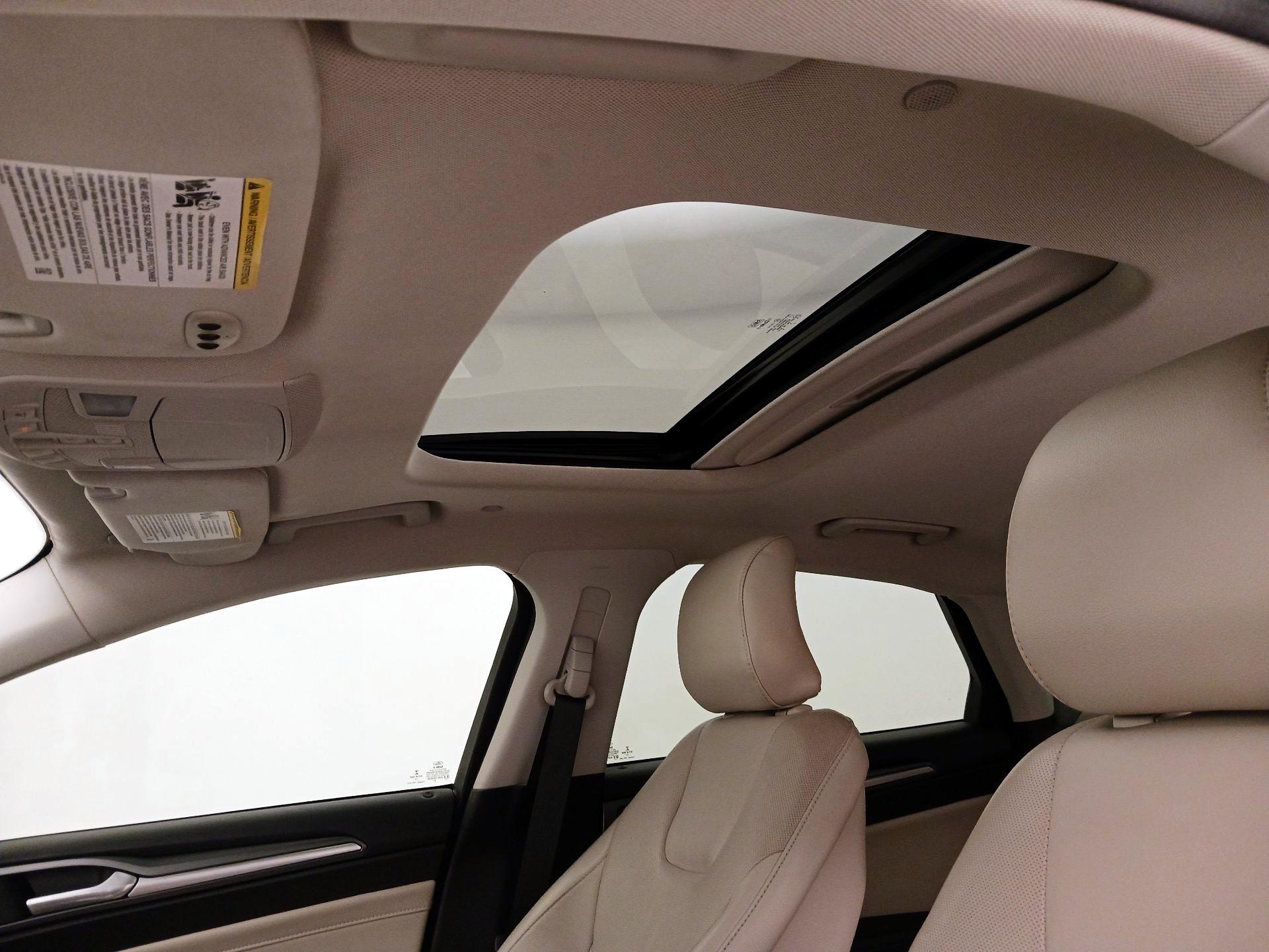 Thumbnail: 2015 Ford Fusion - 19