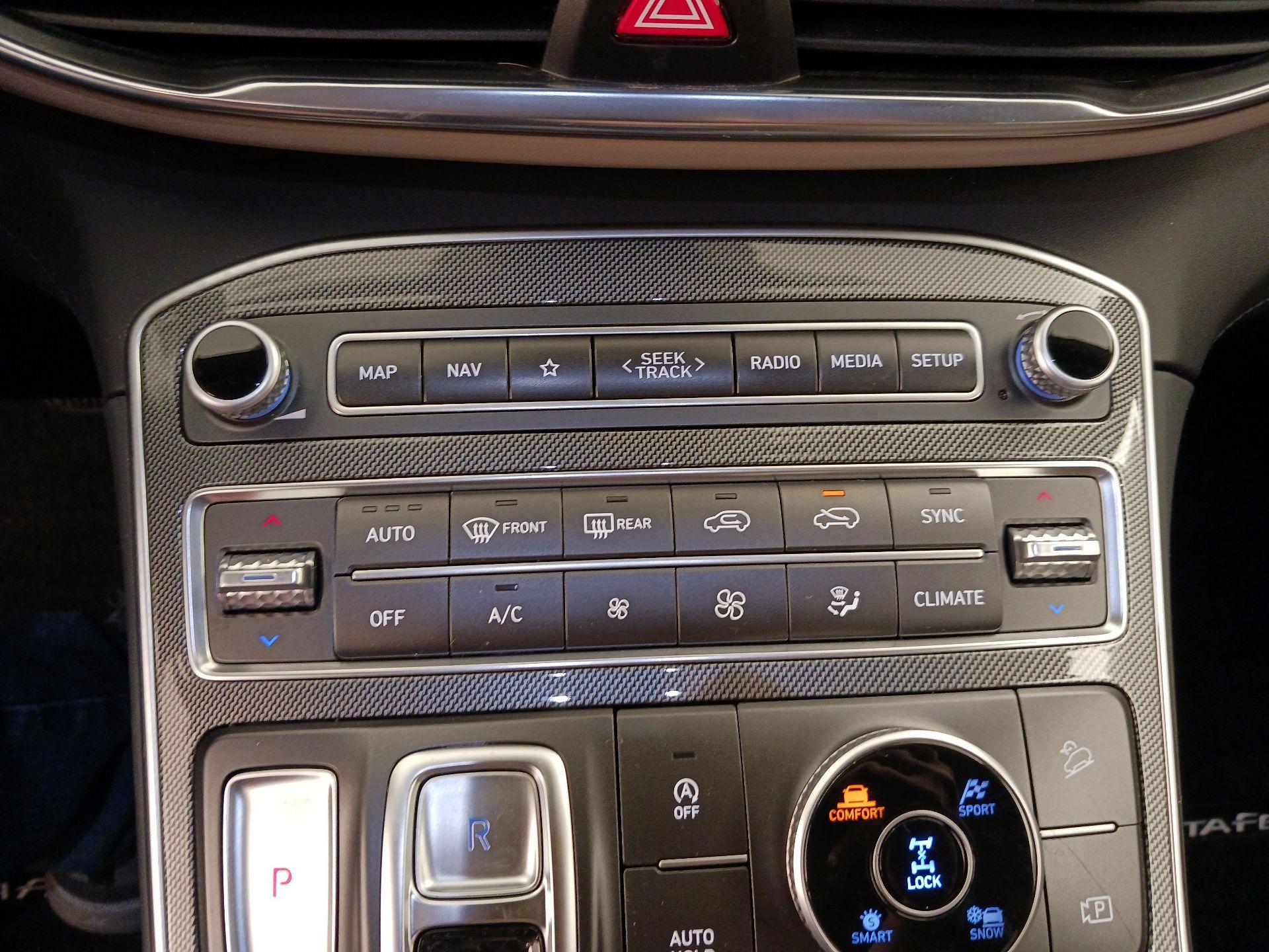 Thumbnail: 2023 Hyundai Santa Fe - 17