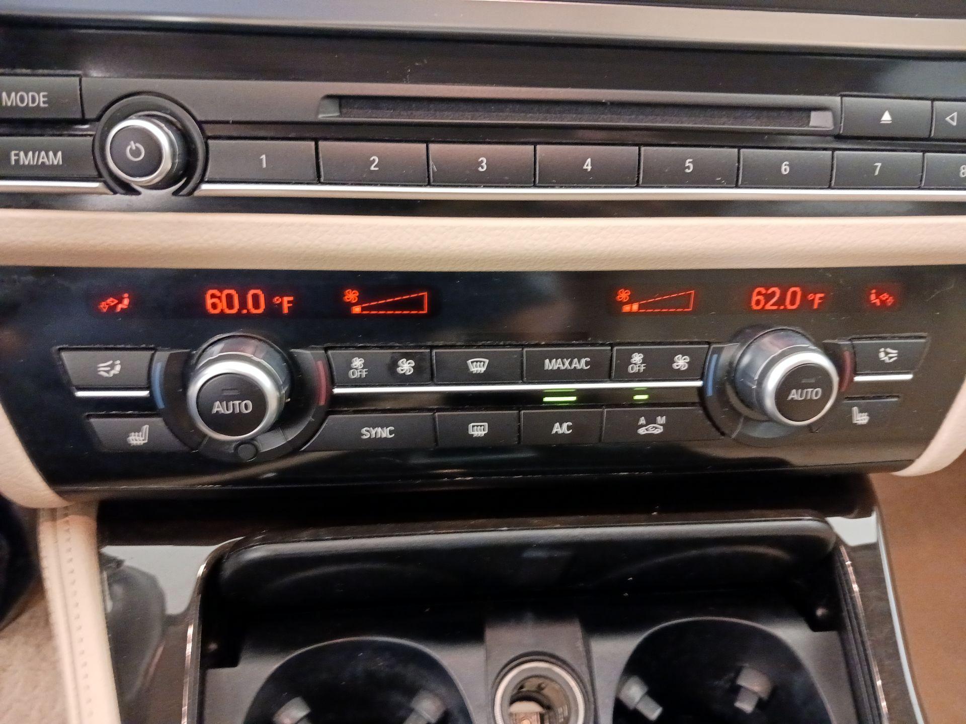 Thumbnail: 2015 BMW 5 Series - 16