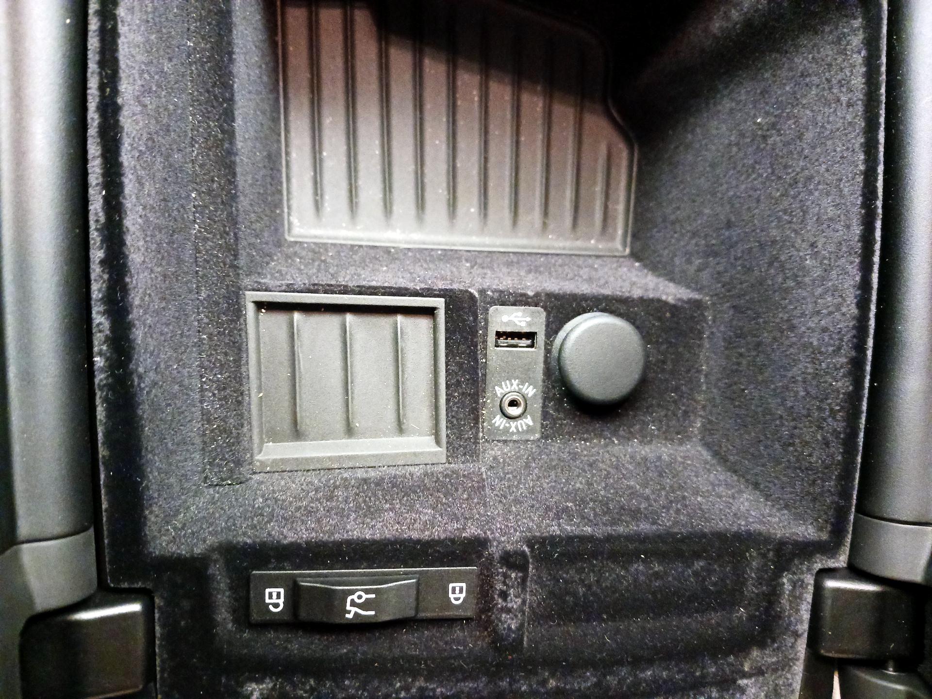 Thumbnail: 2015 BMW 5 Series - 18