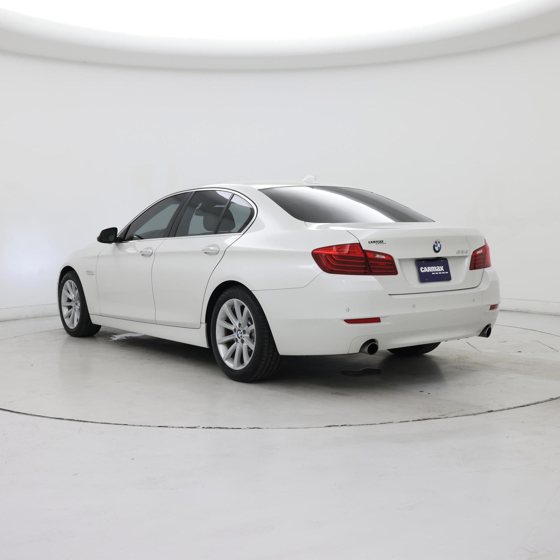 Thumbnail: 2015 BMW 5 Series - 2