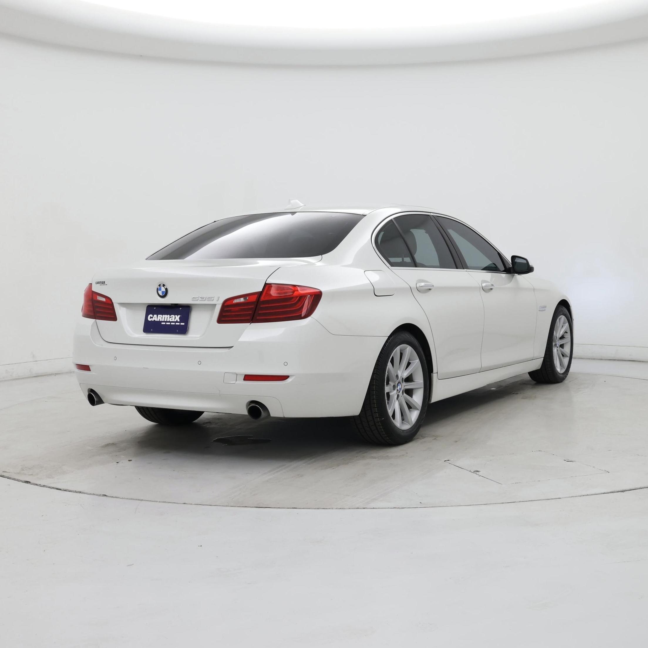 Thumbnail: 2015 BMW 5 Series - 8