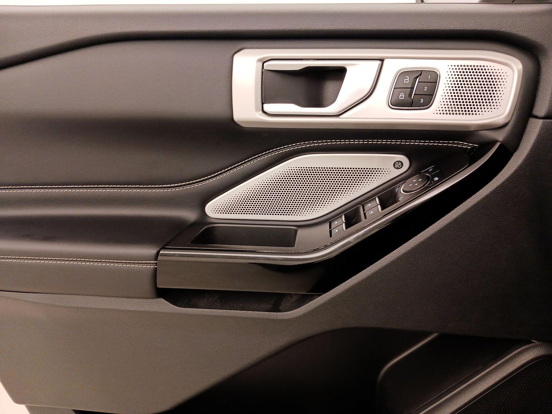 Thumbnail: 2023 Ford Explorer - 12