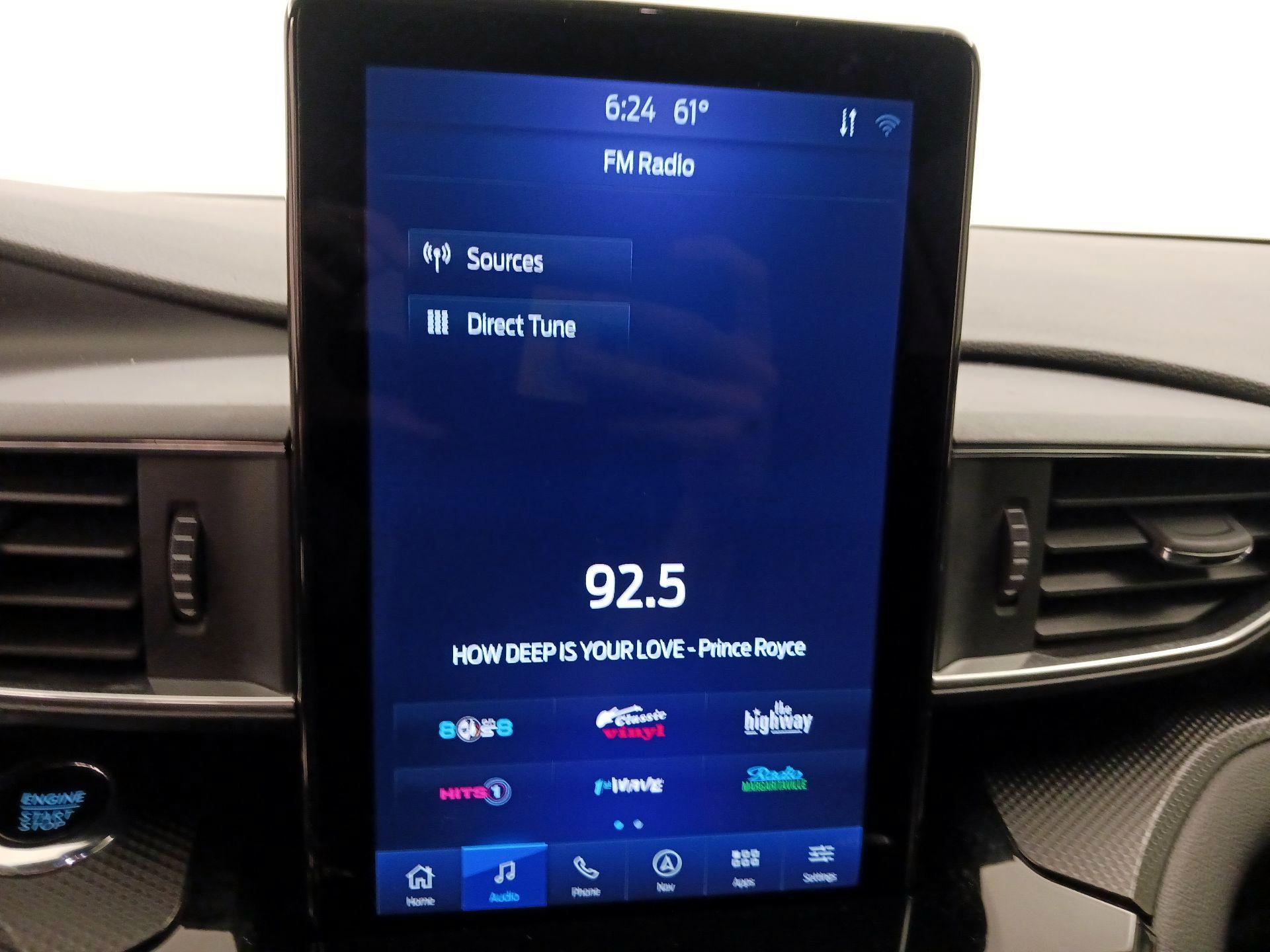 Thumbnail: 2023 Ford Explorer - 16